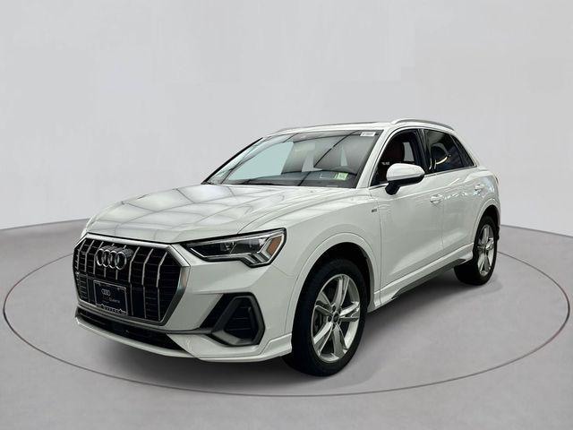 Photo of 2024 Audi Q3 SUV 