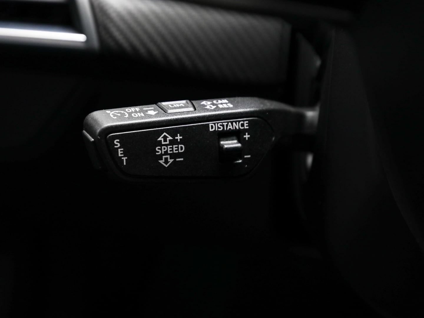 Bild über Audi RS e-tron GT e-tron quattro - für weitere Informationen kontaktieren Sie den Audi Partner