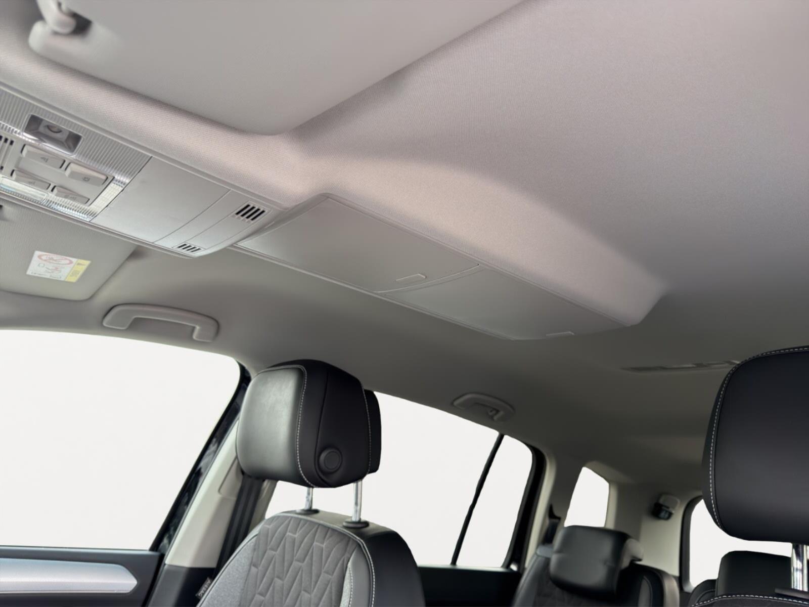 Volkswagen Touran – Bild 11