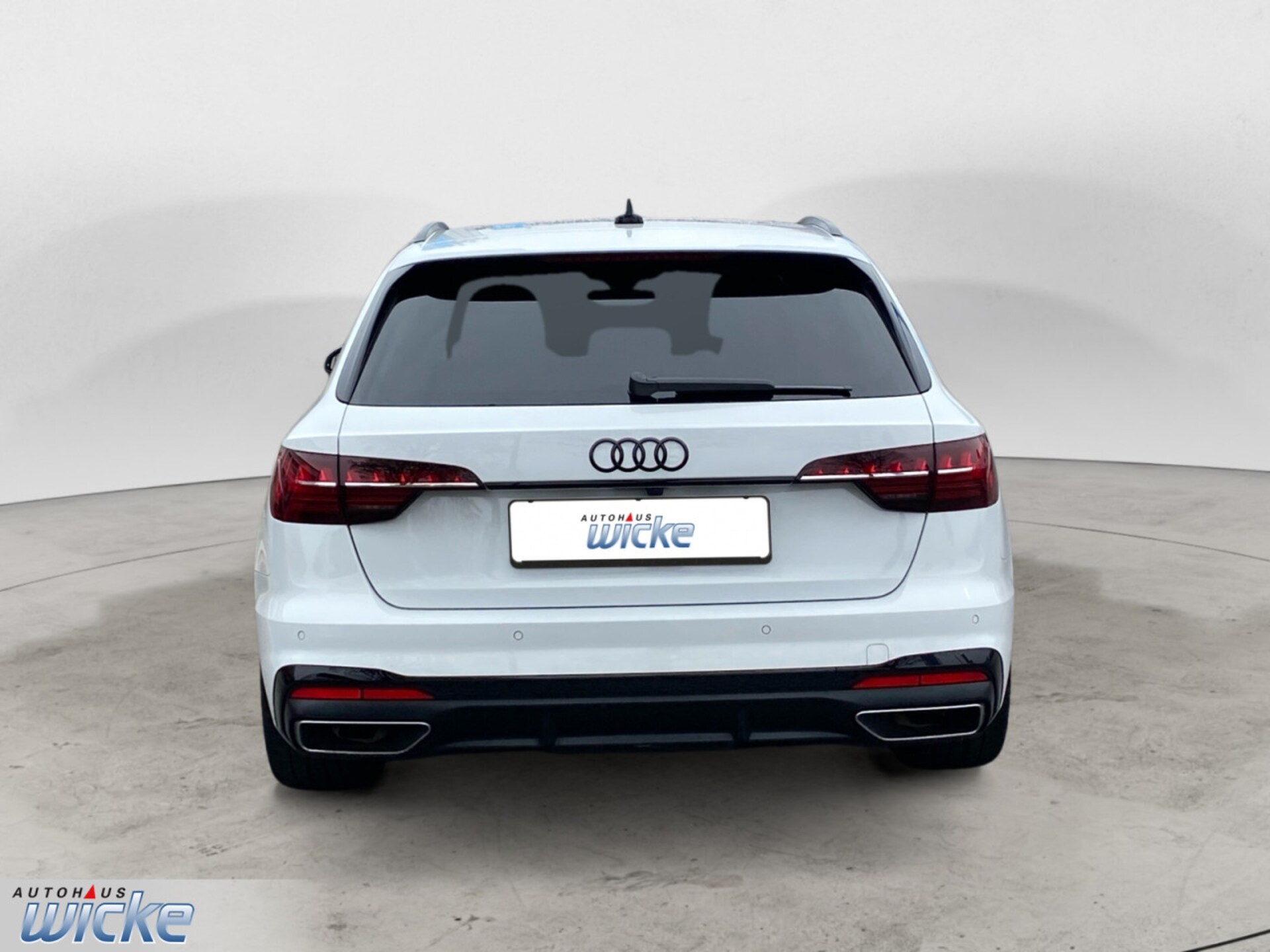 Audi A4 Avant S line