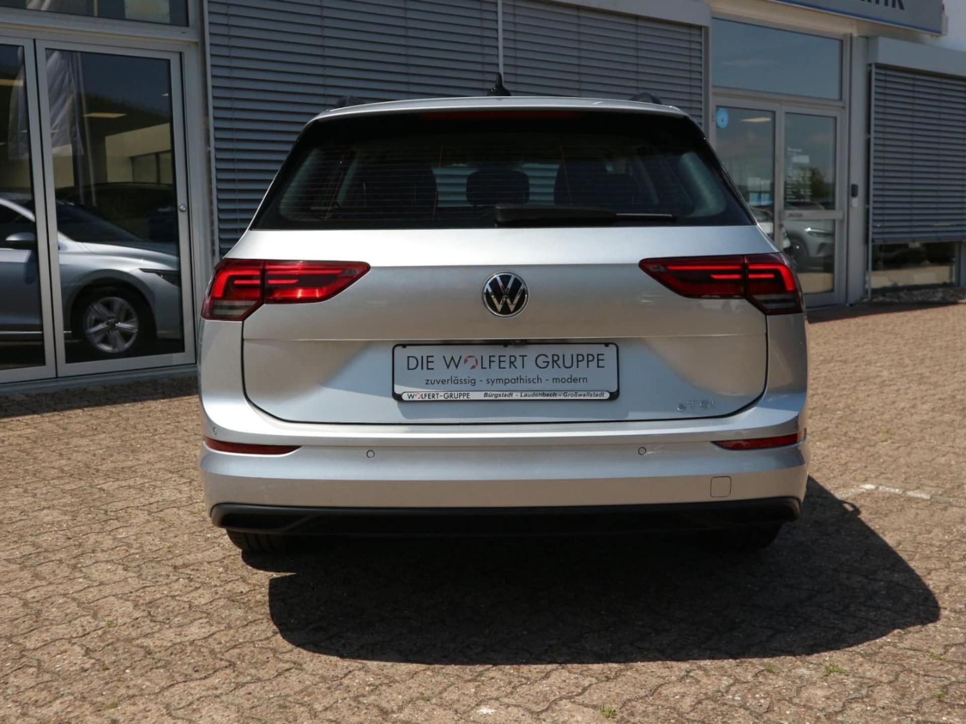 Volkswagen Golf Variant Life
