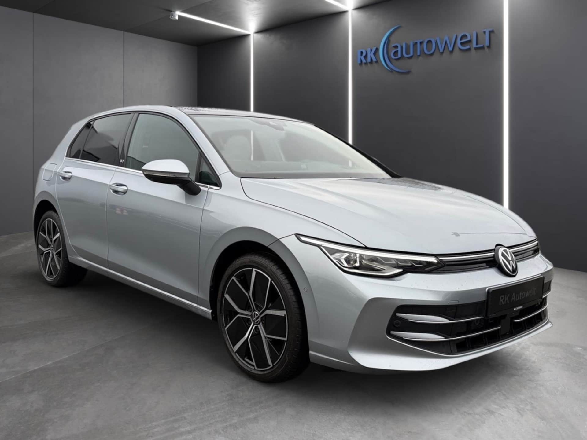 Volkswagen Golf Style