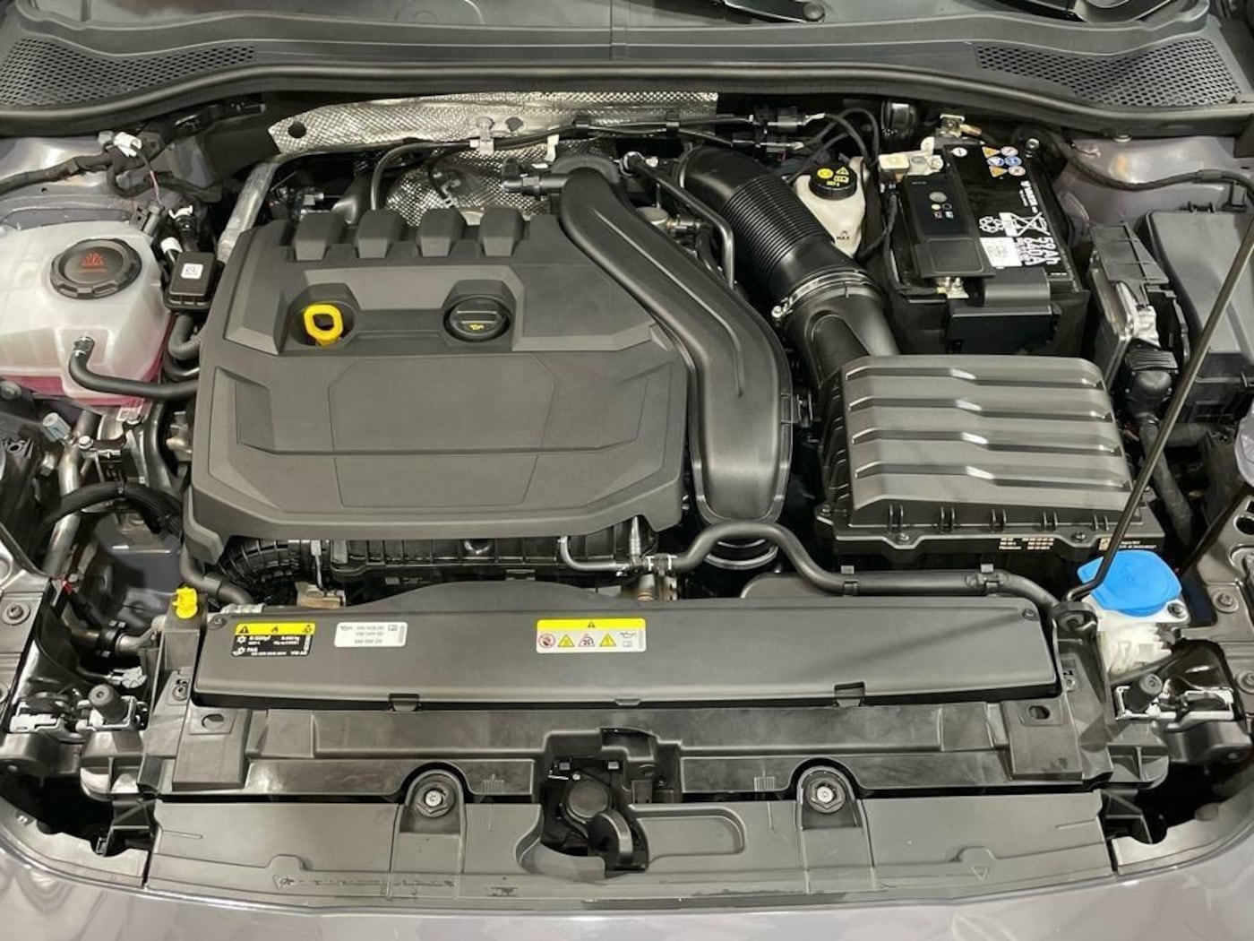 CUPRA Leon Sportstourer 1.5 eTSI DSG 110 kW (150 CV) — photo 15