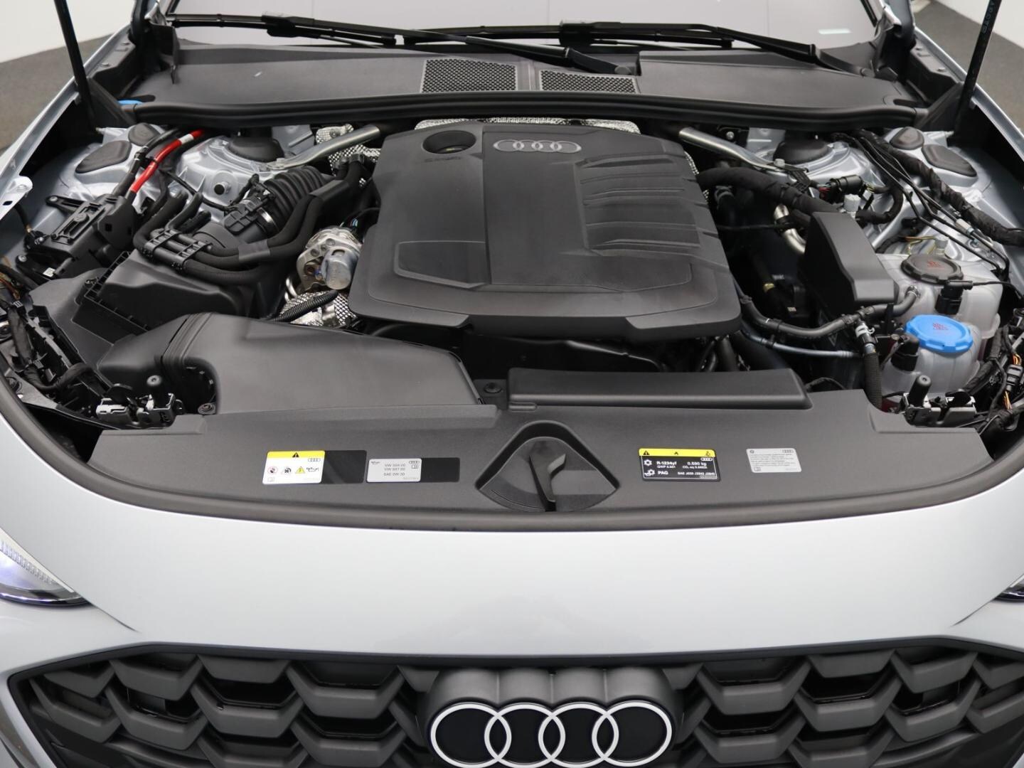 Bild über Audi A5 Avant TDI 150 kW S tronic - für weitere Informationen kontaktieren Sie den Audi Partner