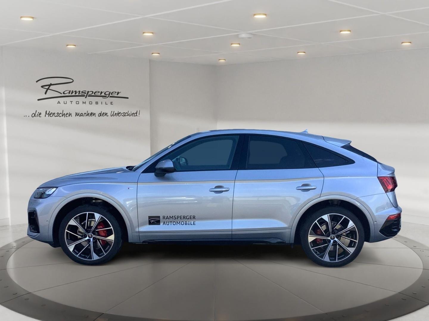Bild über Audi Q5 Sportback 40 TDI quattro S tronic - für weitere Informationen kontaktieren Sie den Audi Partner