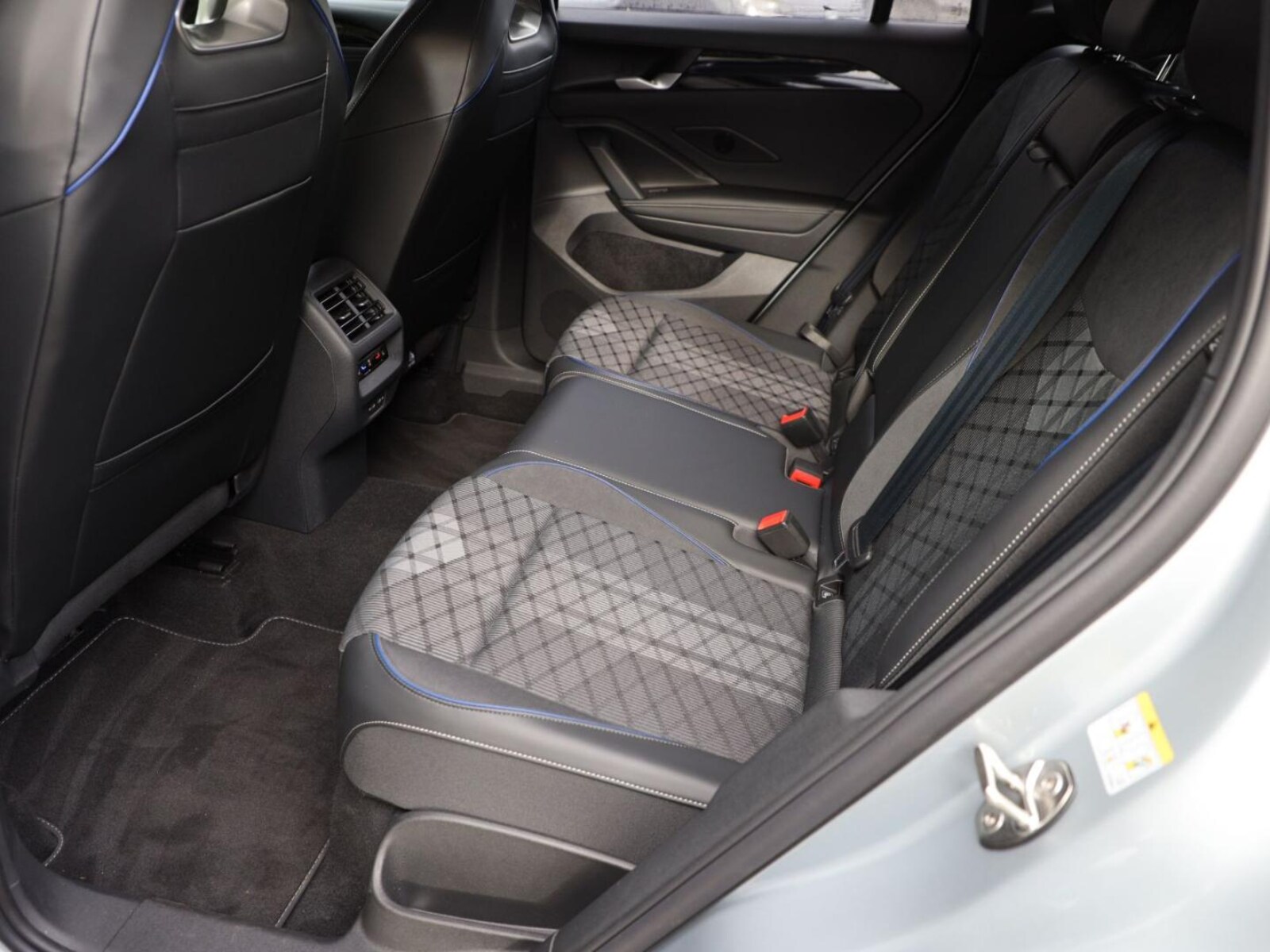 Volkswagen Tiguan – Bild 22