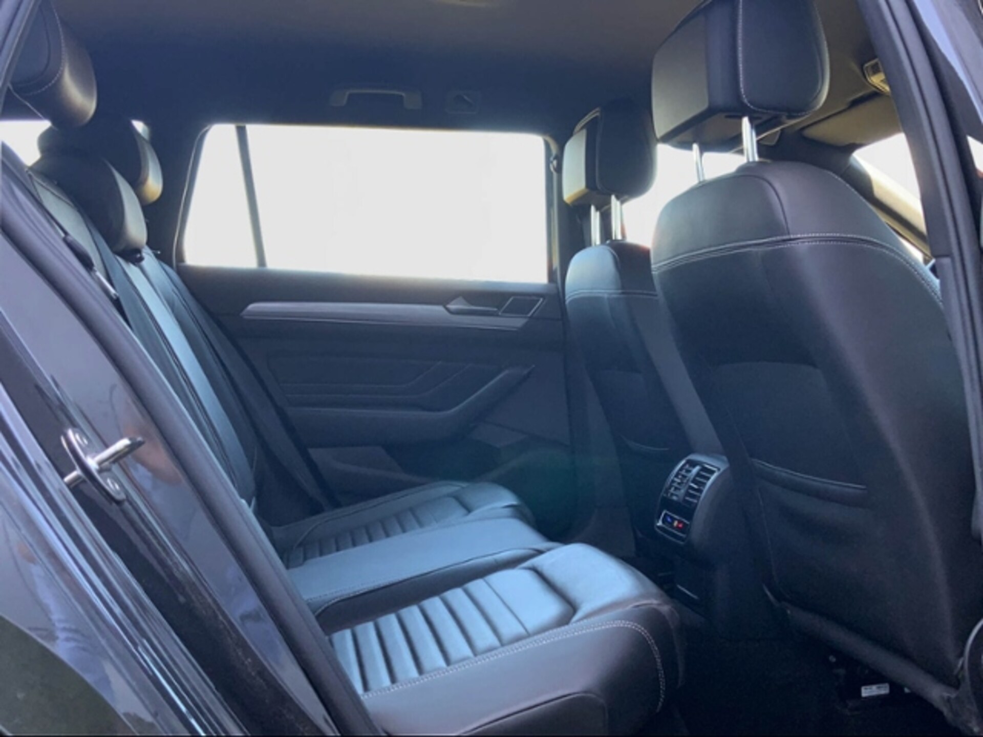 Volkswagen Passat Variant Business