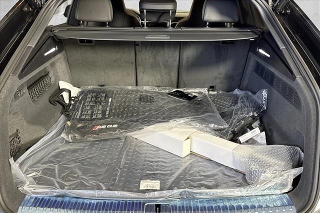 2026 Audi RS Q8 Base - Photo 23