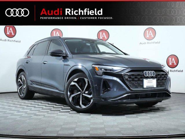 Photo of 2024 Audi Q8 e-tron