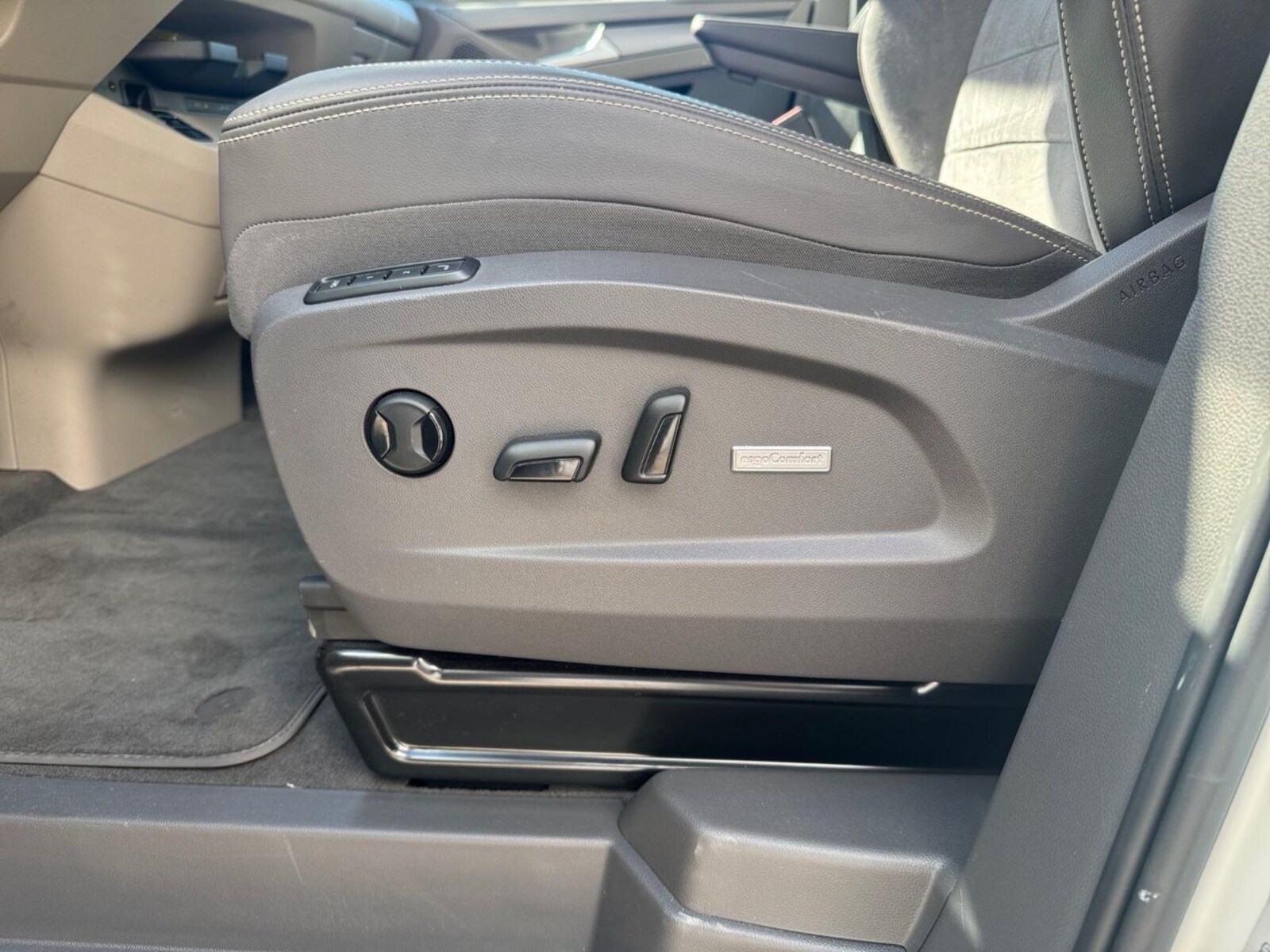 Volkswagen Multivan – Bild 10