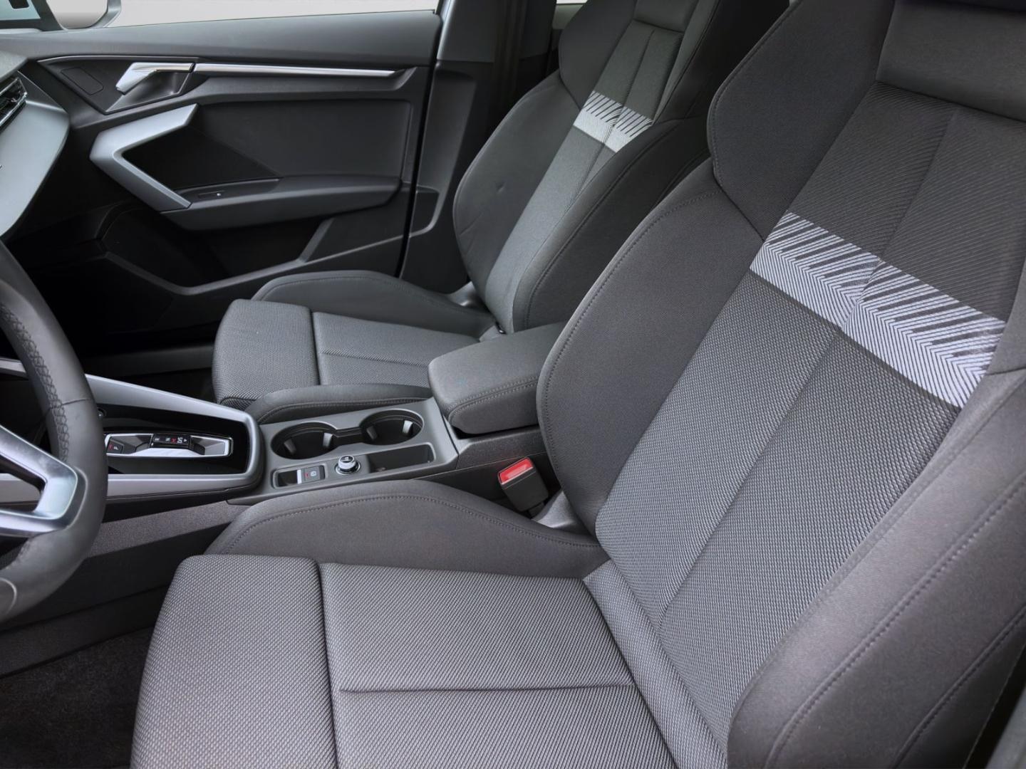 Bild über Audi A3 Sportback TFSI e advanced 40 TFSI e S tronic - für weitere Informationen kontaktieren Sie den Audi Partner