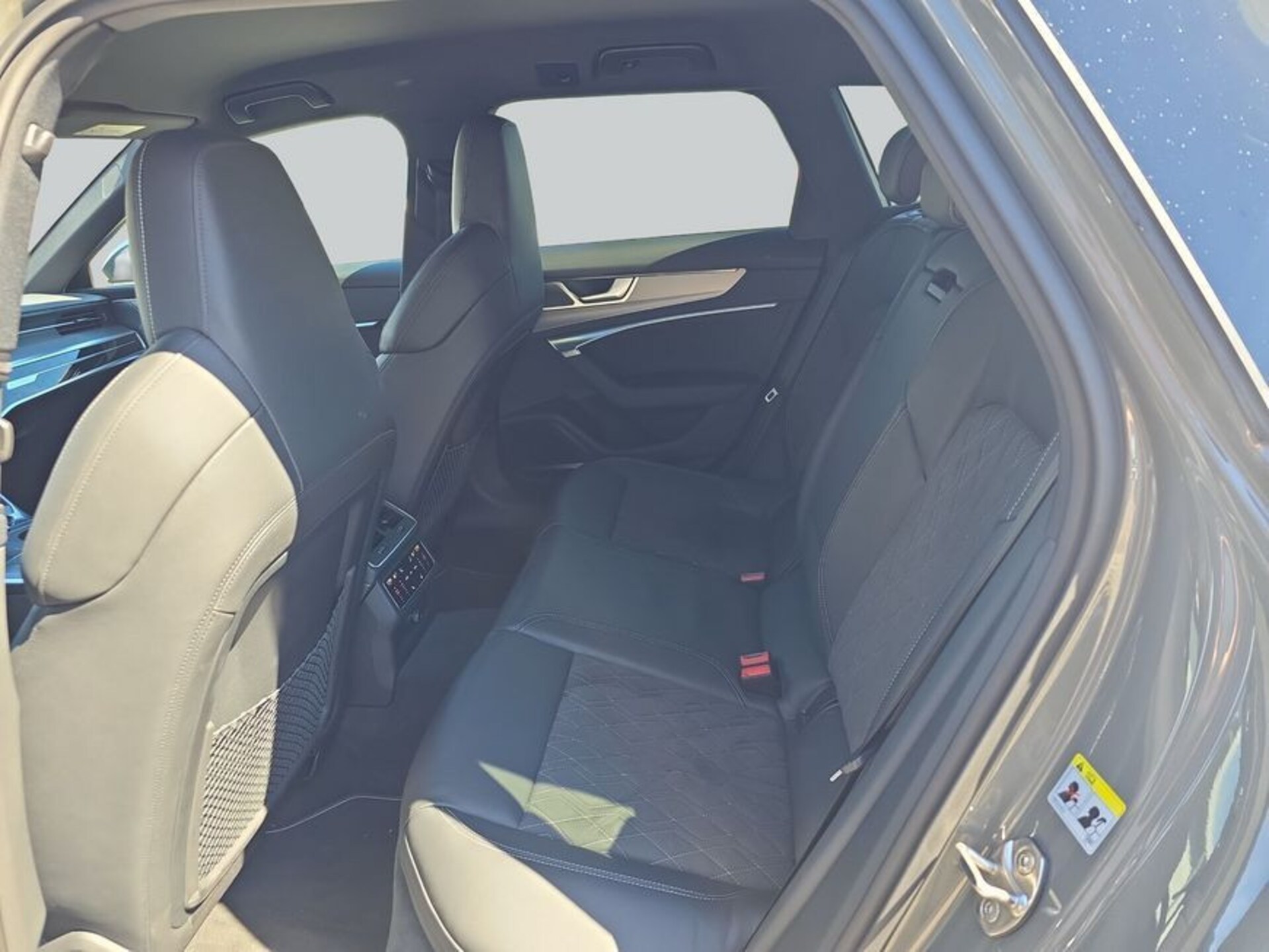 Audi S6 Avant
