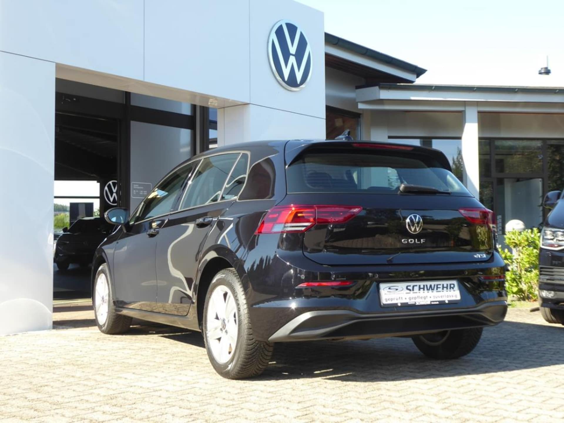 Volkswagen Golf Life