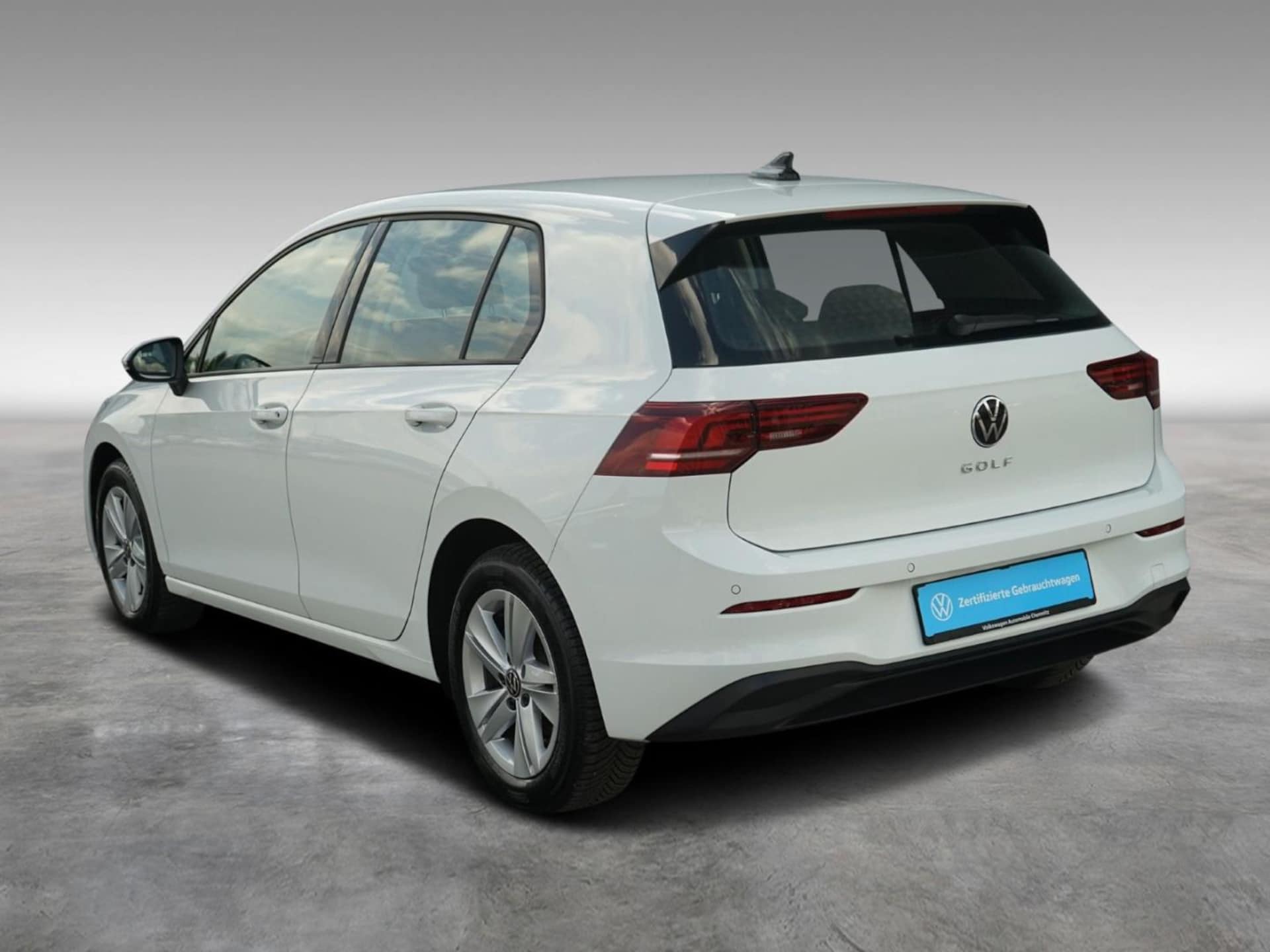 Volkswagen Golf Life