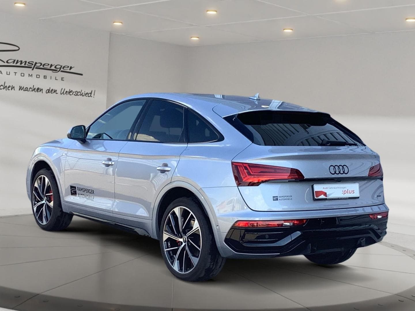 Bild über Audi Q5 Sportback 40 TDI quattro S tronic - für weitere Informationen kontaktieren Sie den Audi Partner