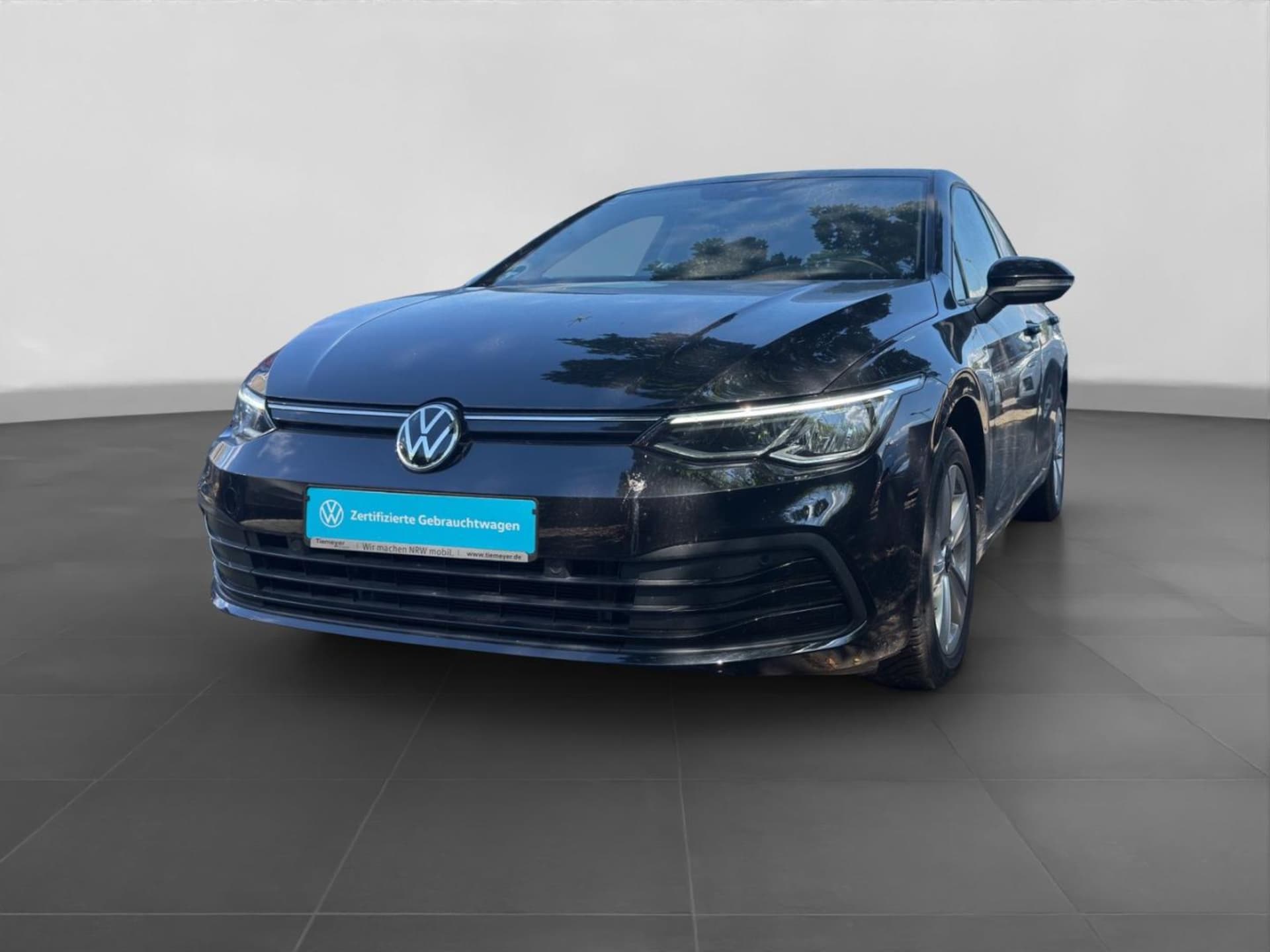 Volkswagen Golf Life