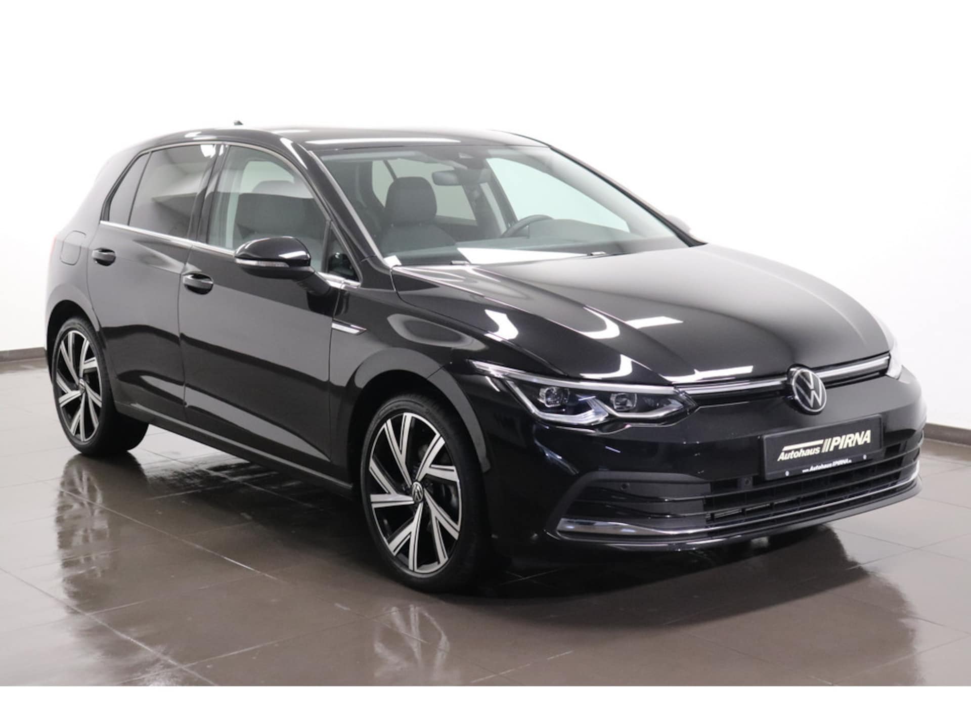 Volkswagen Golf Style