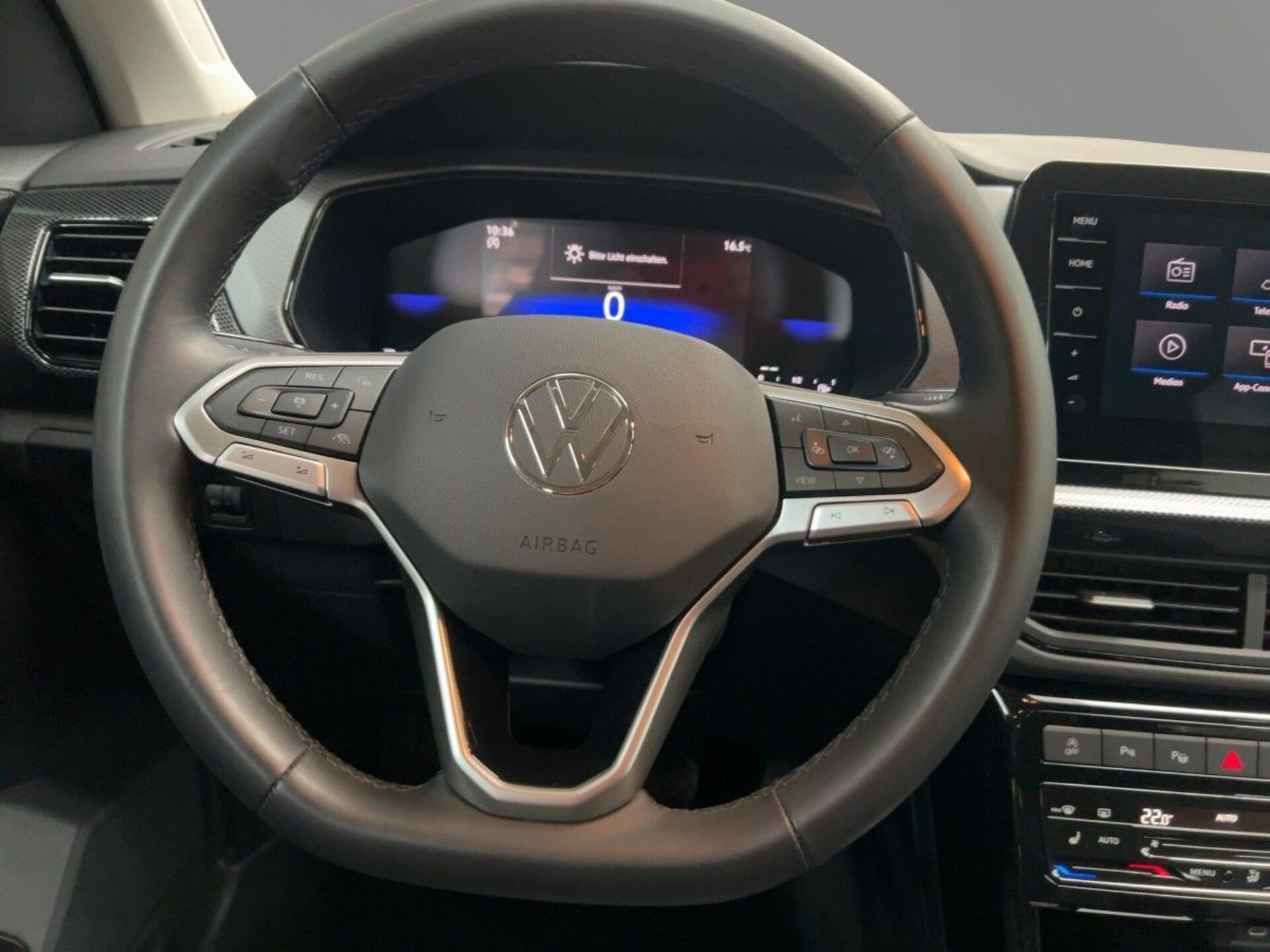 Volkswagen T-Cross Life