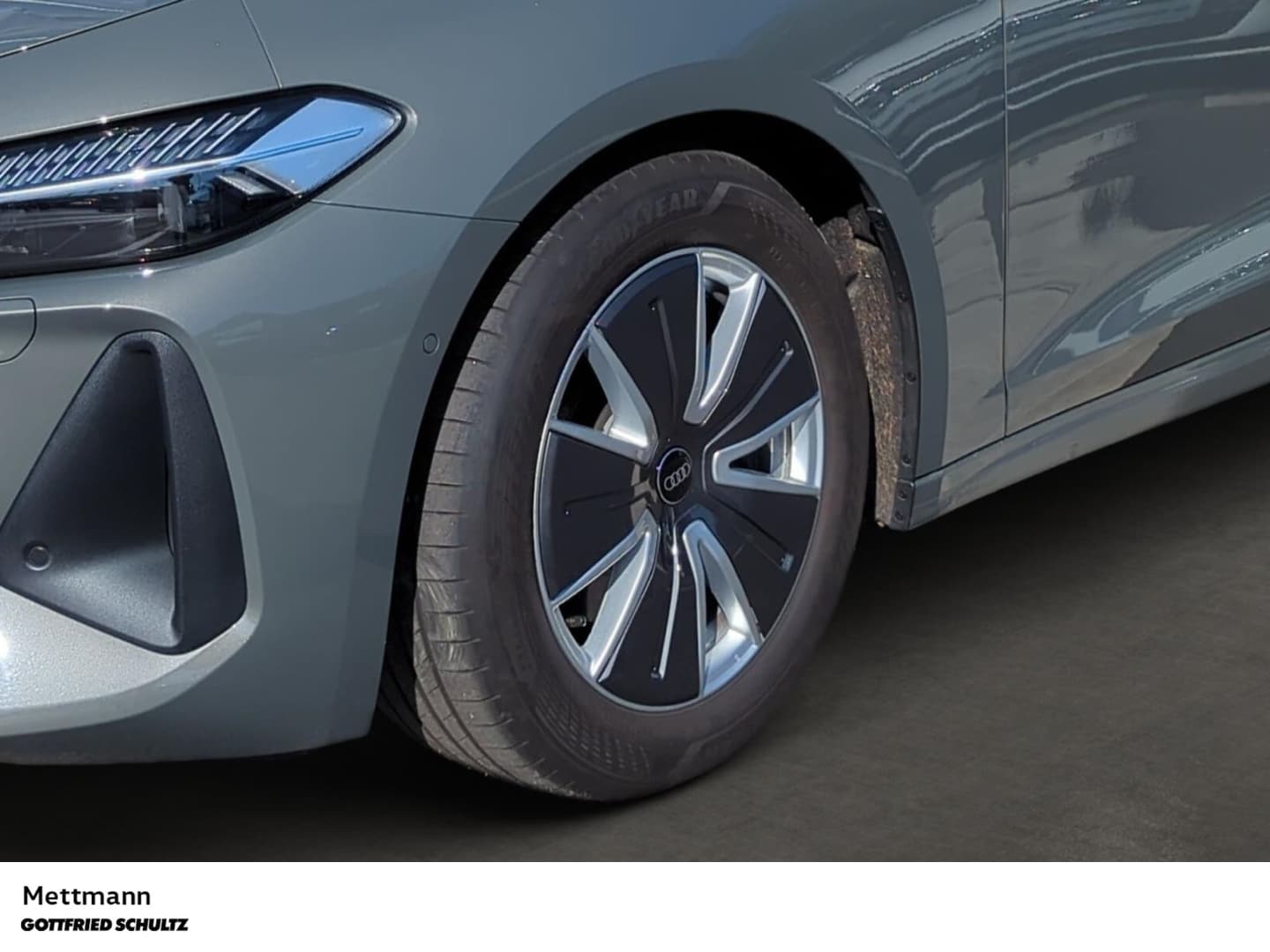 Bild über Audi A5 Avant TDI 150 kW S tronic - für weitere Informationen kontaktieren Sie den Audi Partner