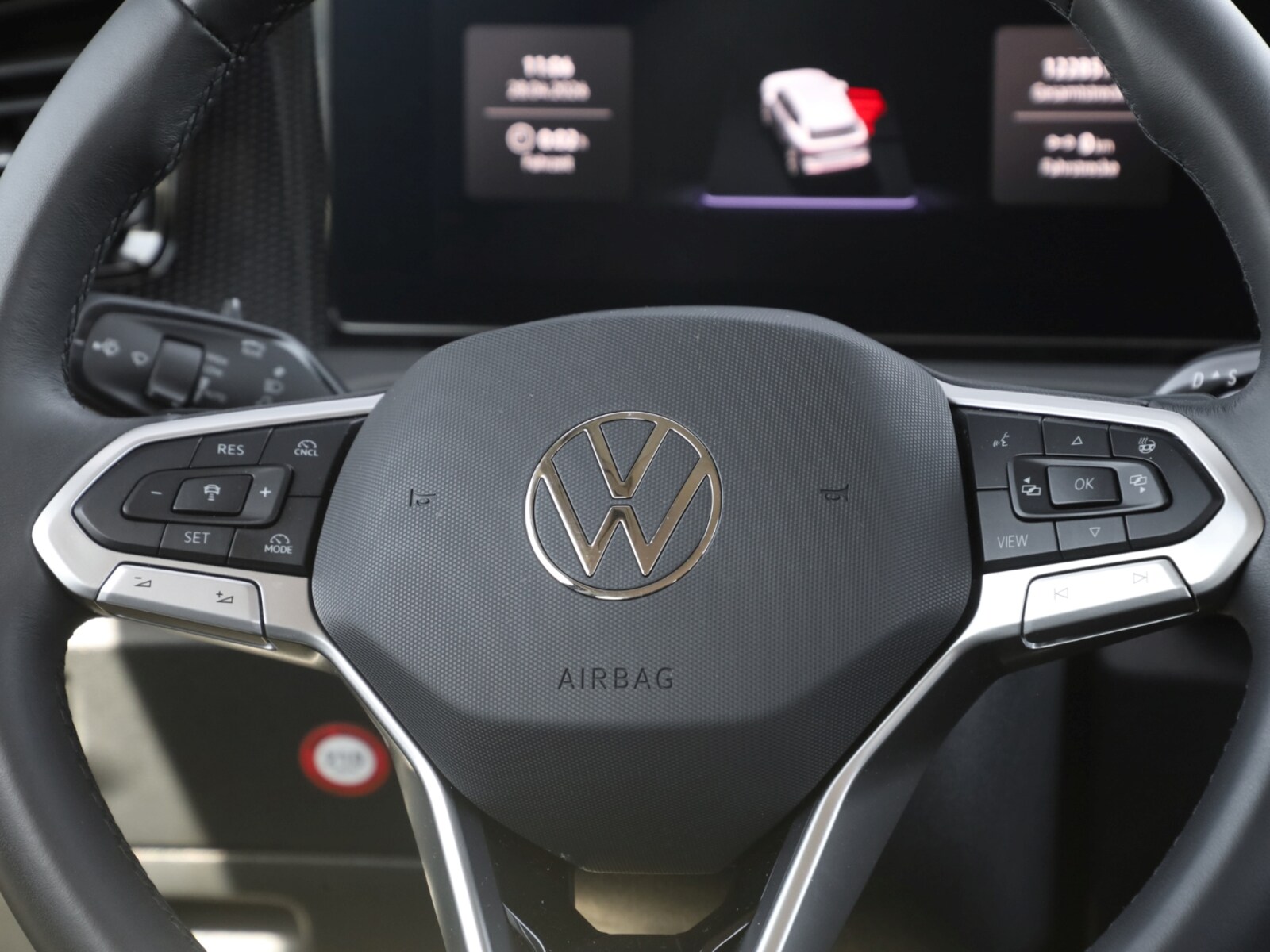 Volkswagen Tiguan – Bild 15