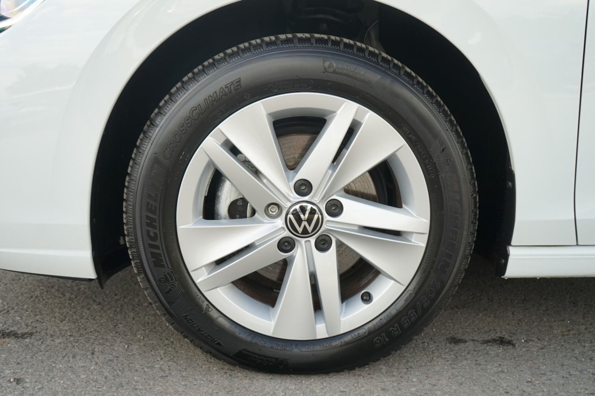 Volkswagen Golf Life