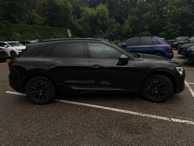 2024 Audi Q8 e-tron