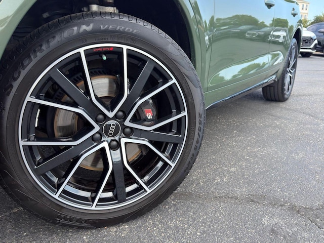 2023 Audi SQ5