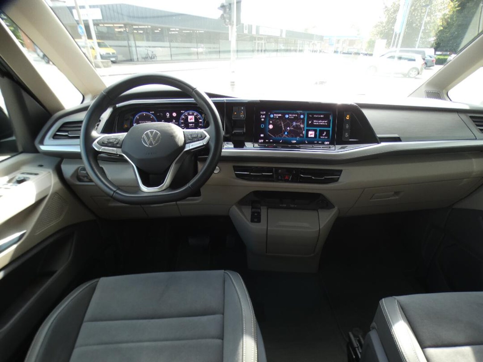 Volkswagen Multivan Langversion – Bild 15