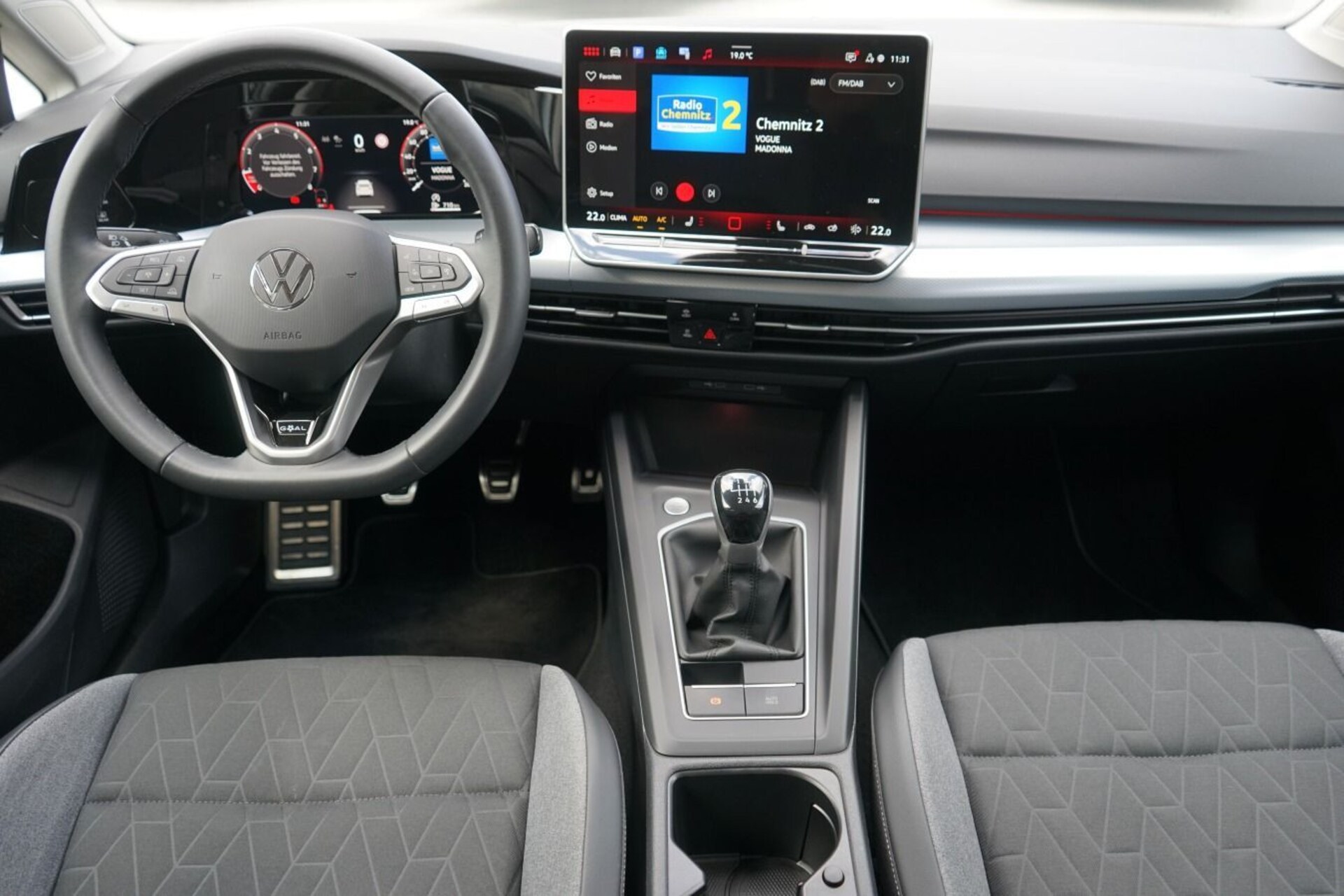 Volkswagen Golf Life