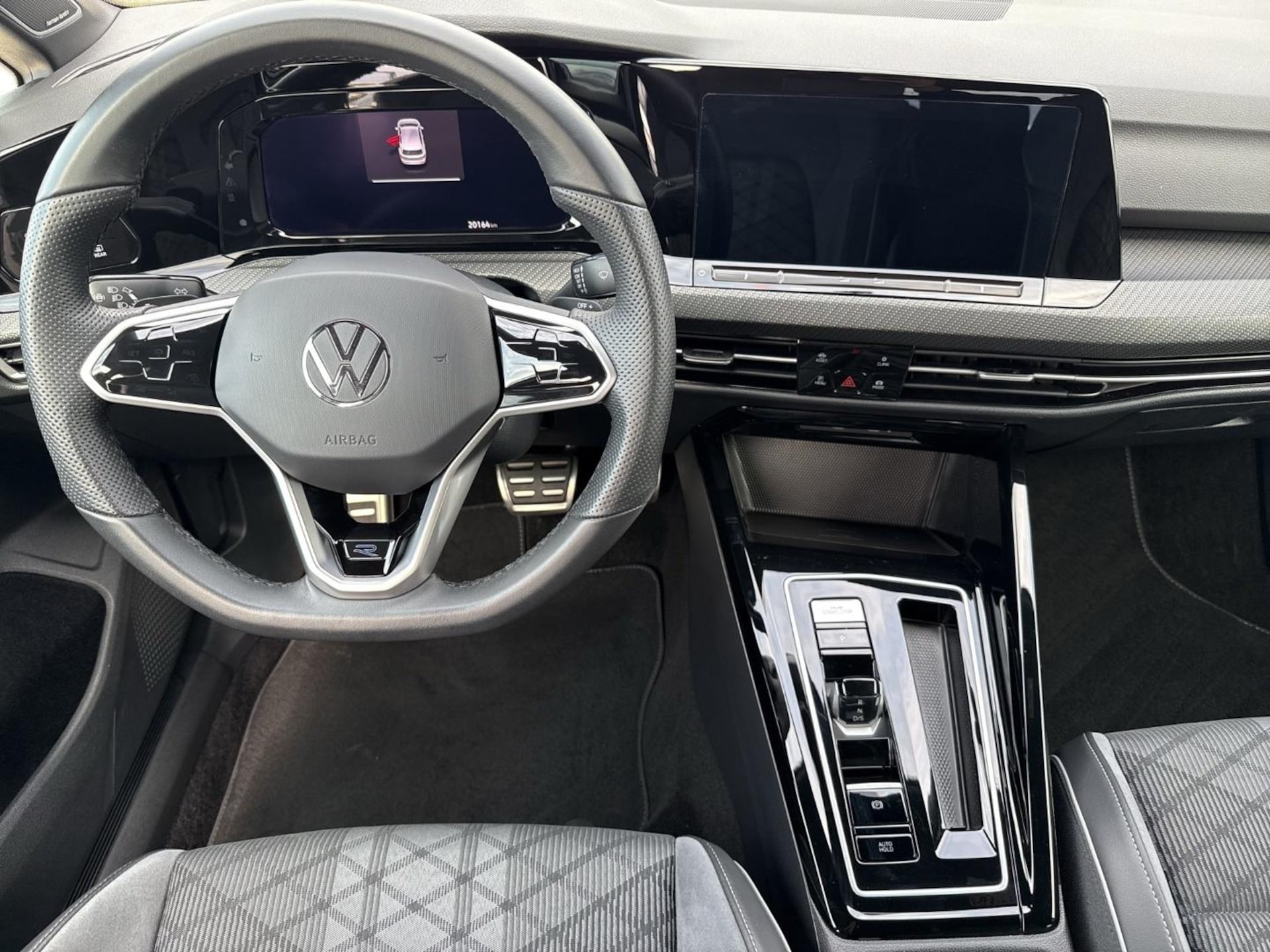 Volkswagen Golf R-Line