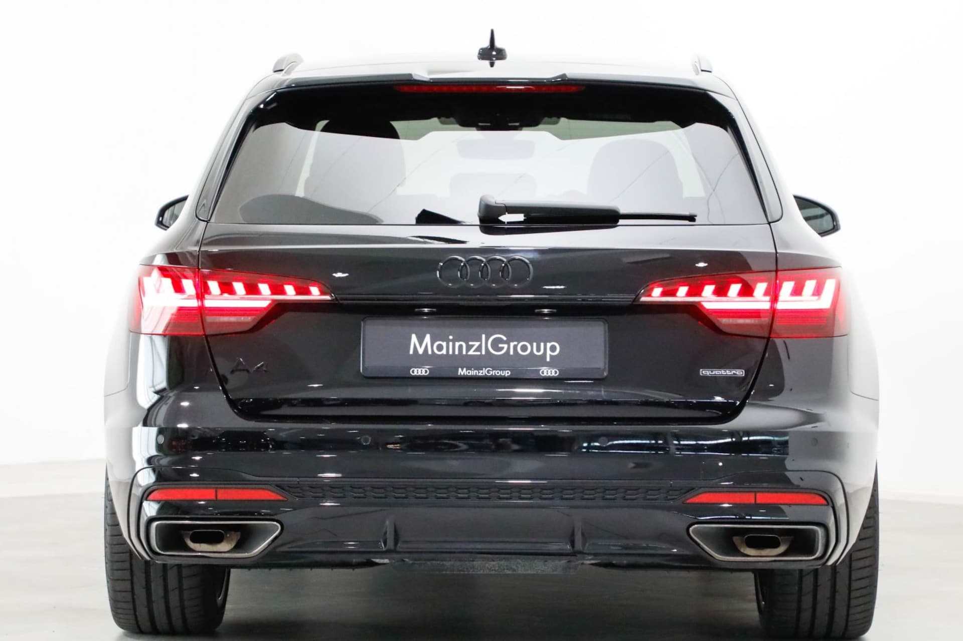 Audi A4 Avant S line