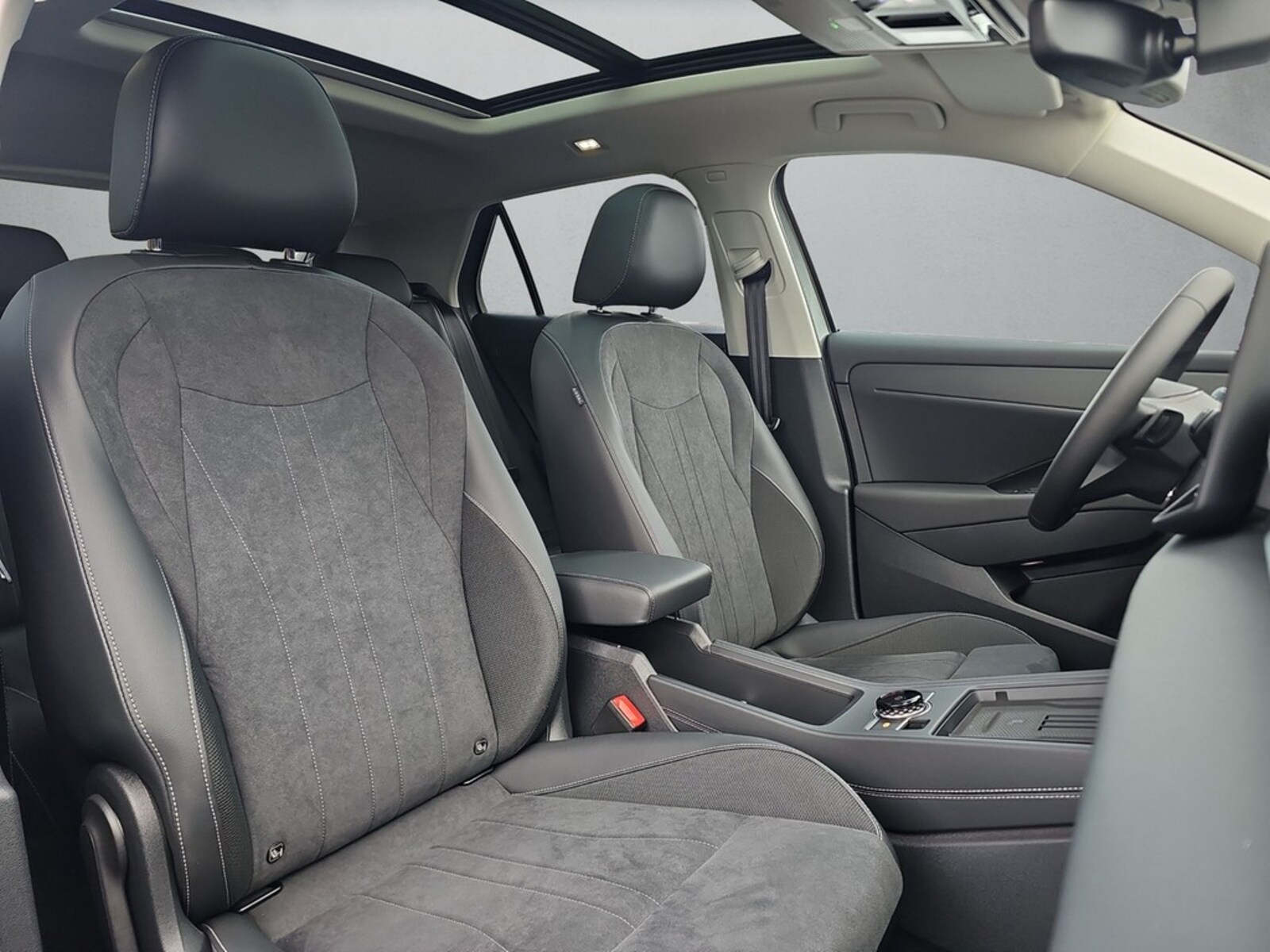 Volkswagen T-Roc – Bild 13