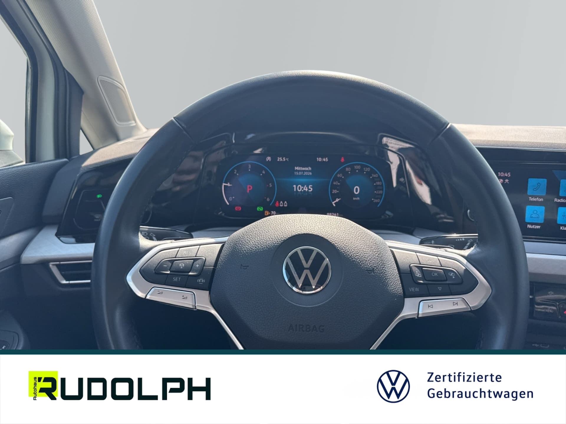 Volkswagen Golf Variant Life
