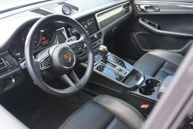 2024 Porsche Macan