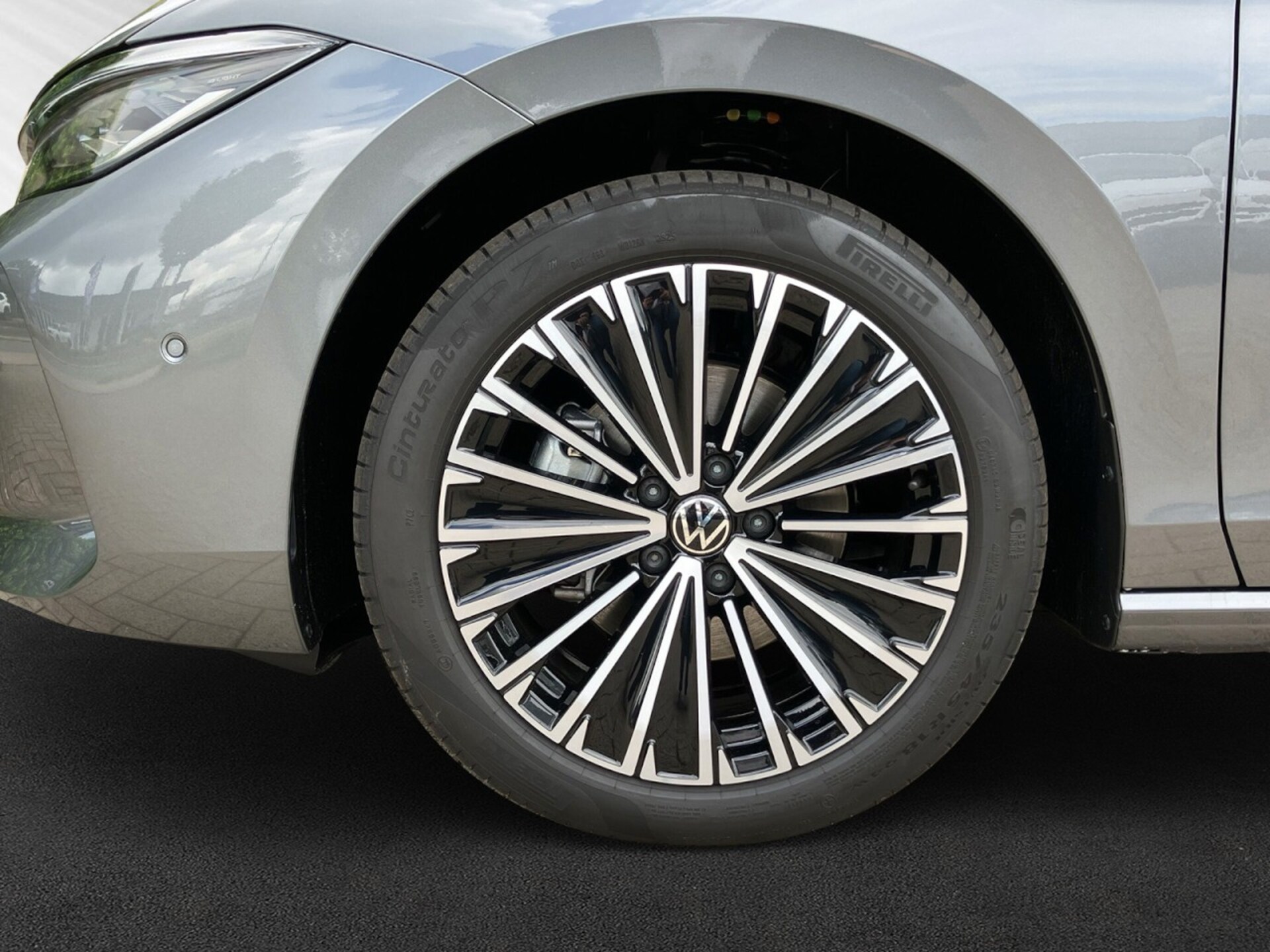 Volkswagen Passat Elegance