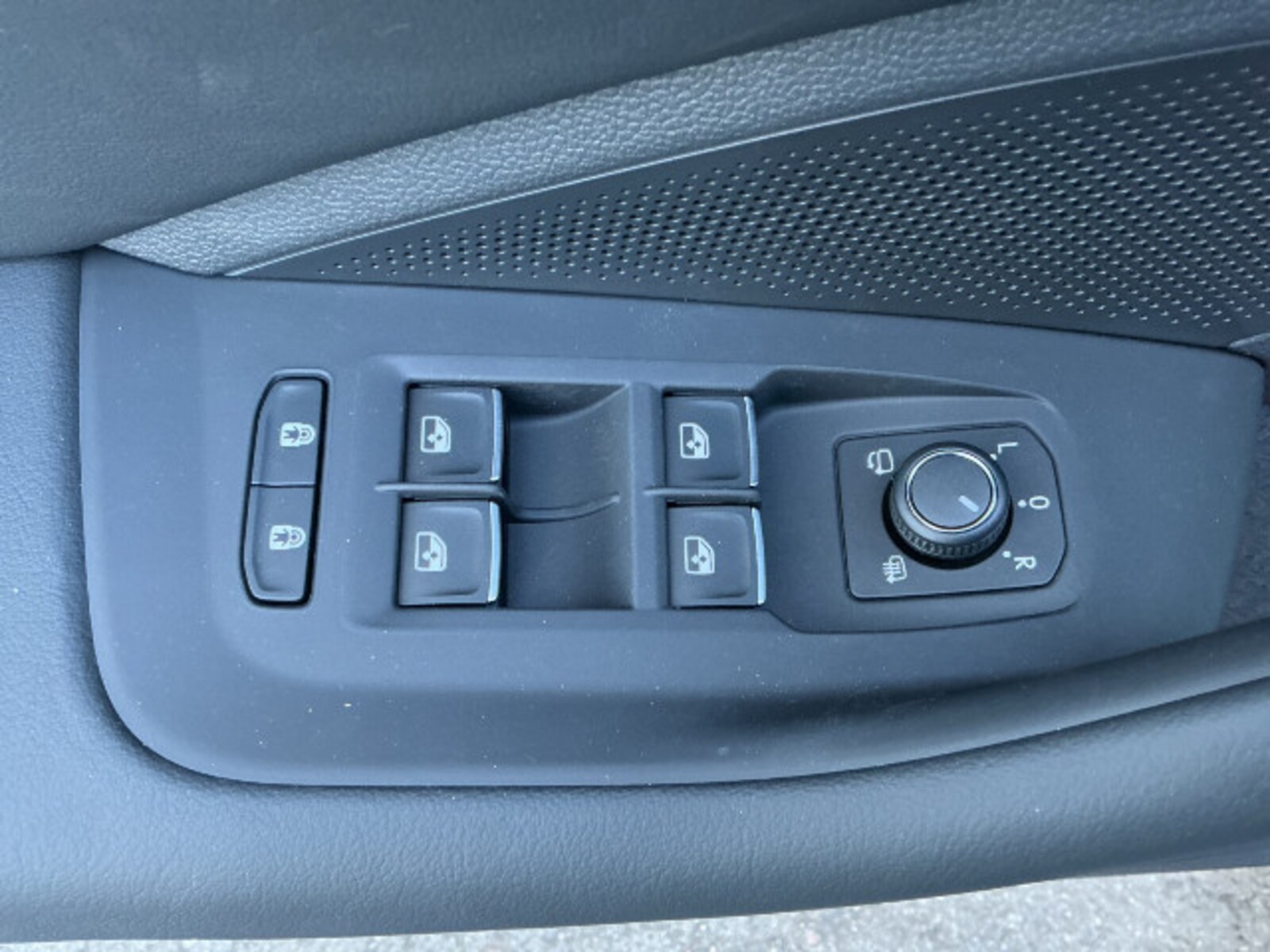 Volkswagen Passat – Bild 23