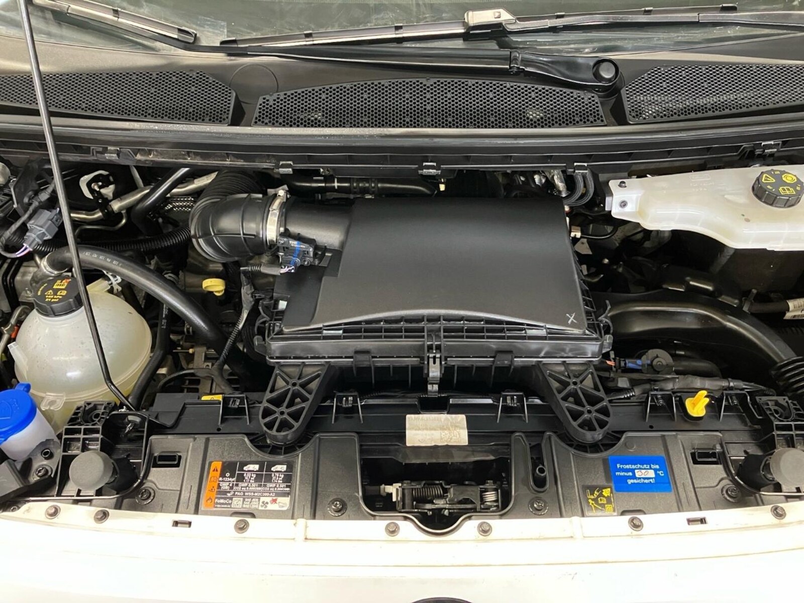 Volkswagen Transporter Kasten kurzer Radstand – Bild 16