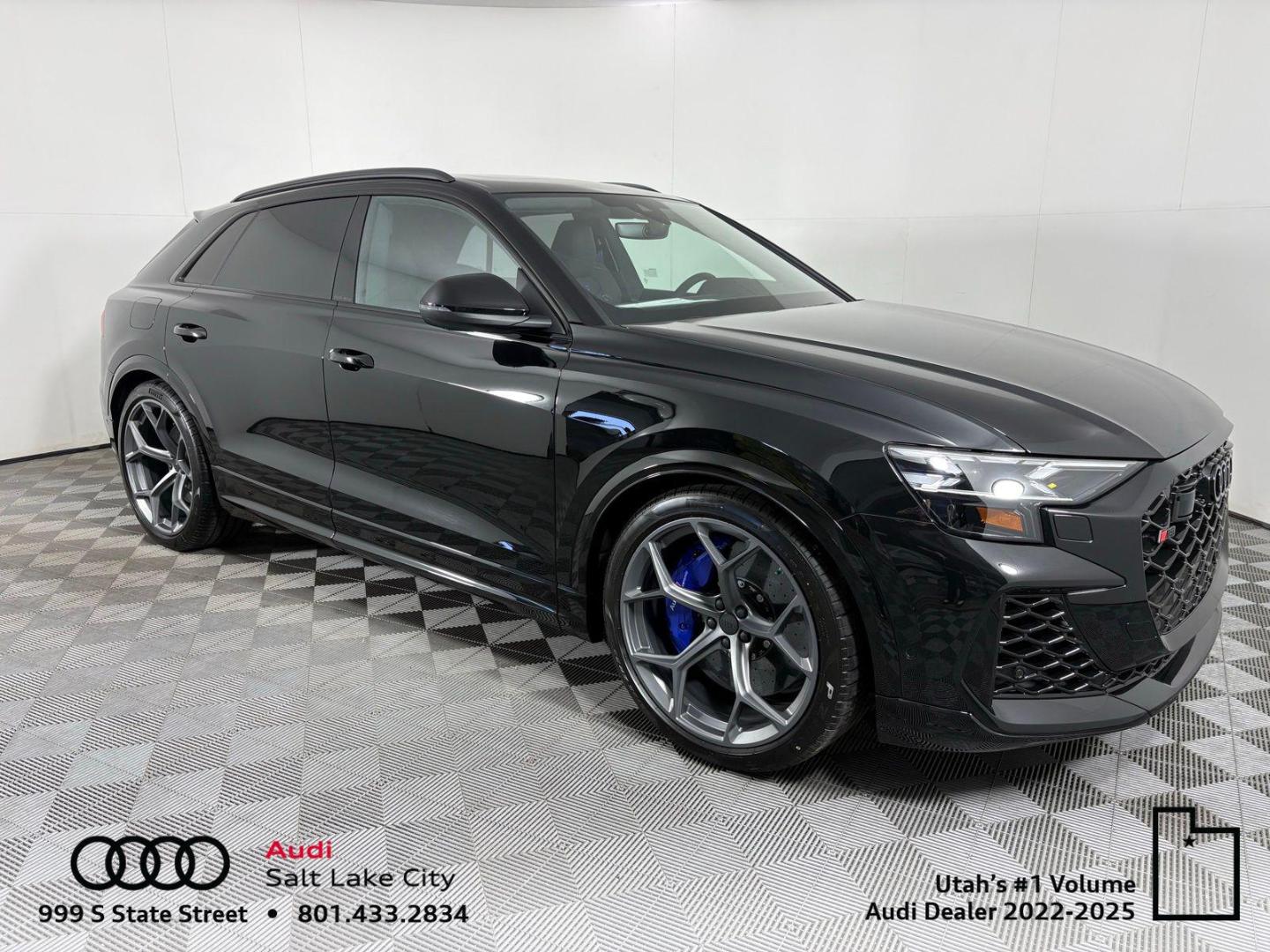 2026 Audi RS Q8 -'s photo