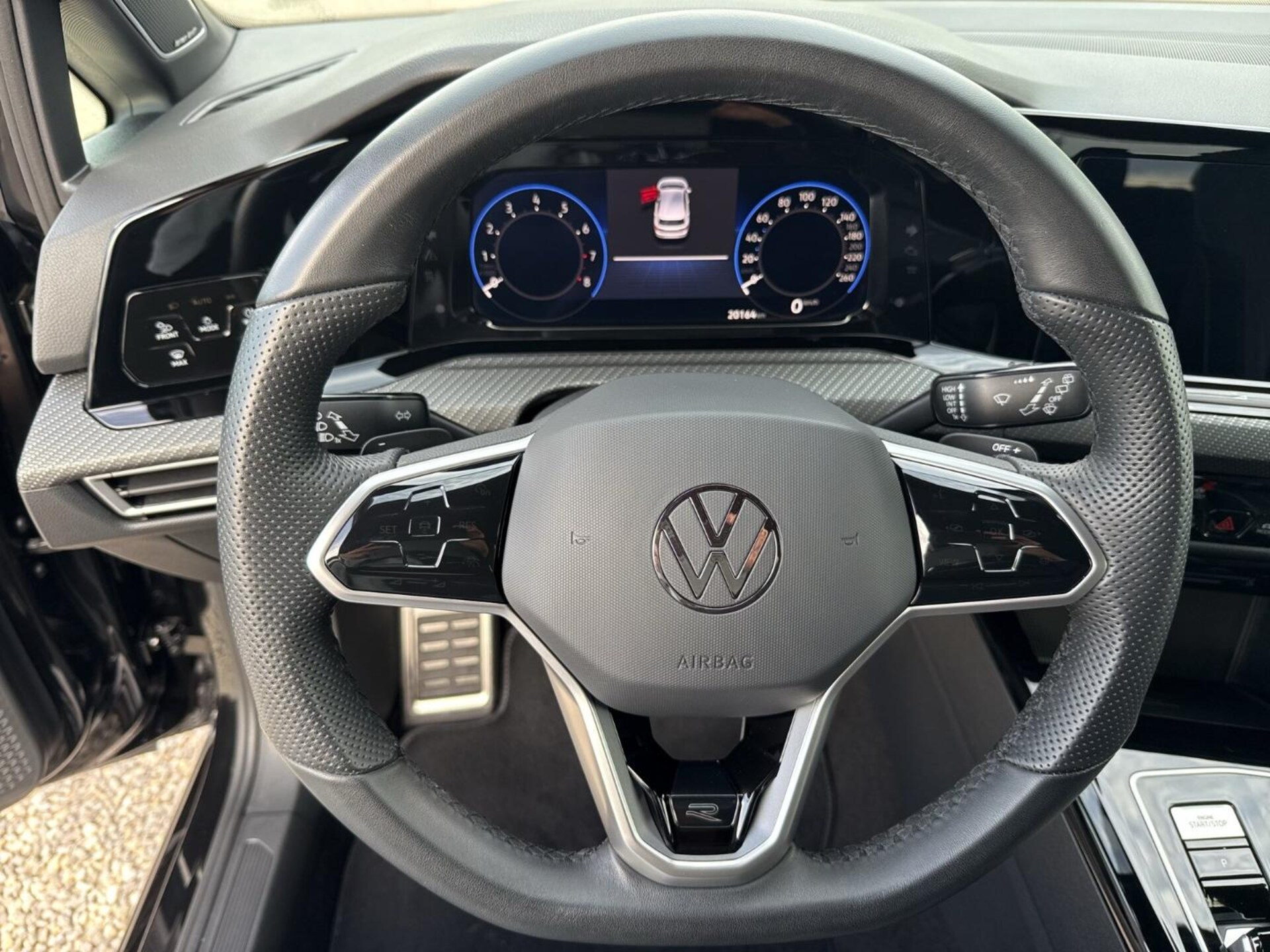 Volkswagen Golf R-Line