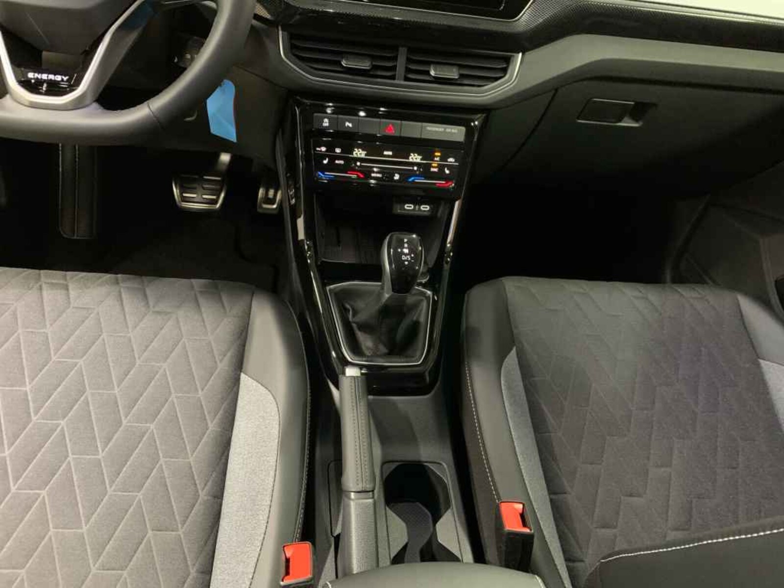 Volkswagen T-Cross – Bild 13