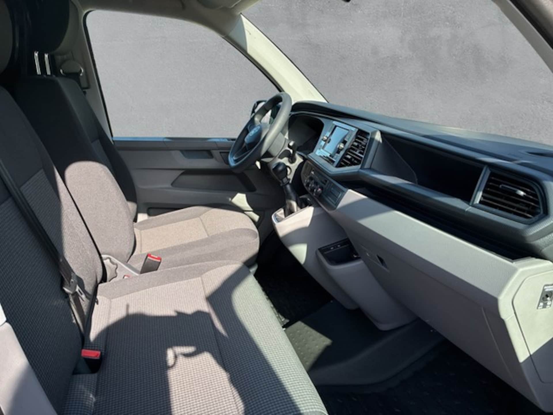 Volkswagen T6.1 Transporter Kasten kurzer Radstand