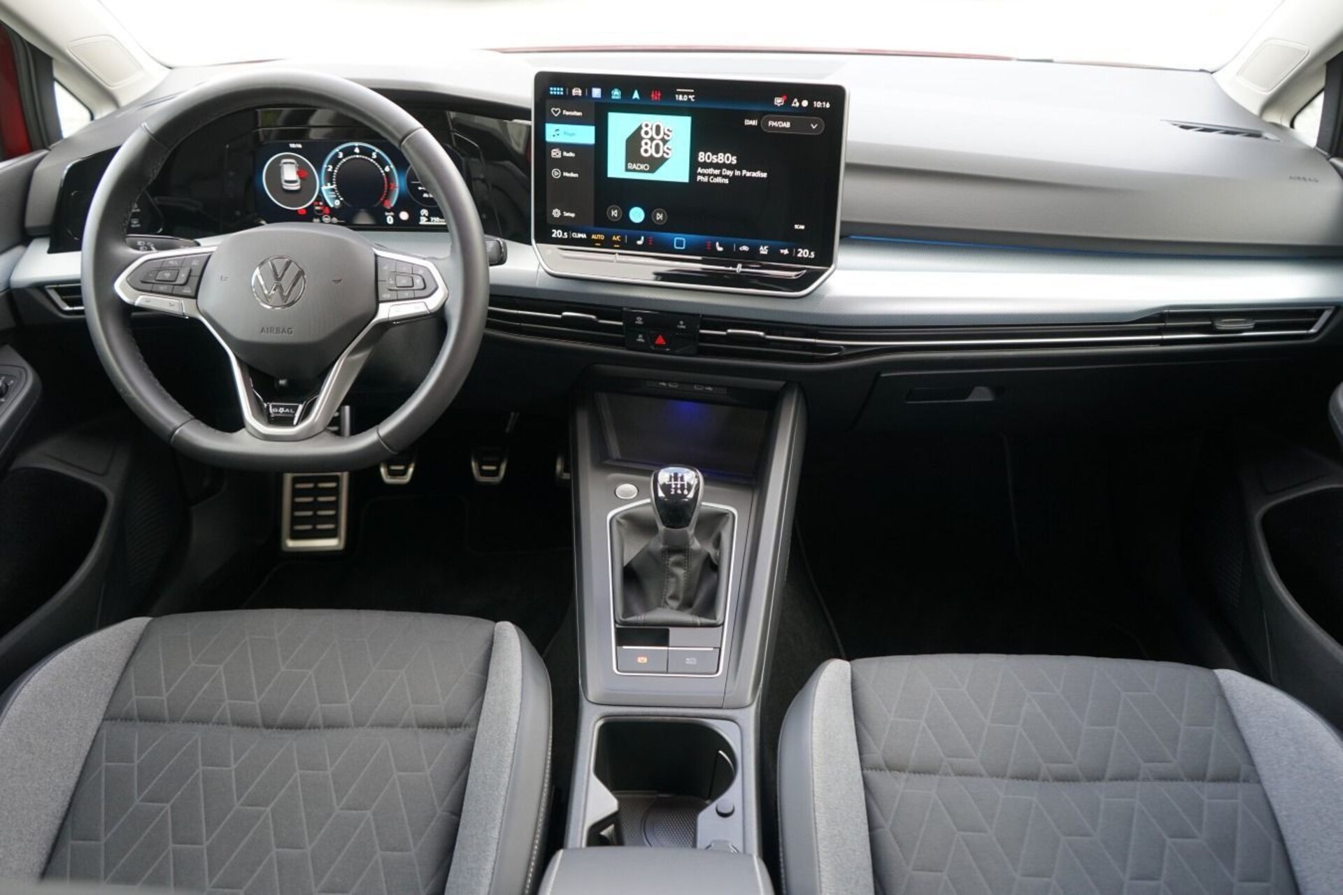 Volkswagen Golf Life