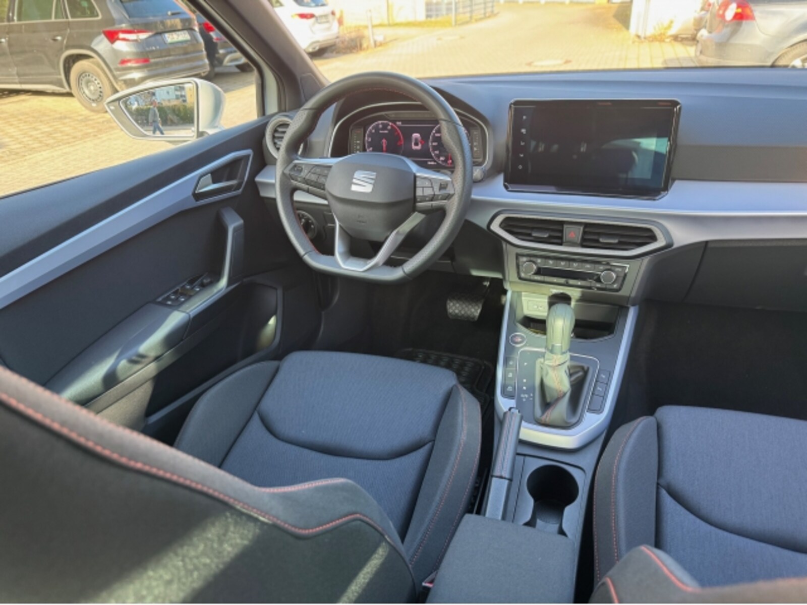 SEAT Arona – Bild 12