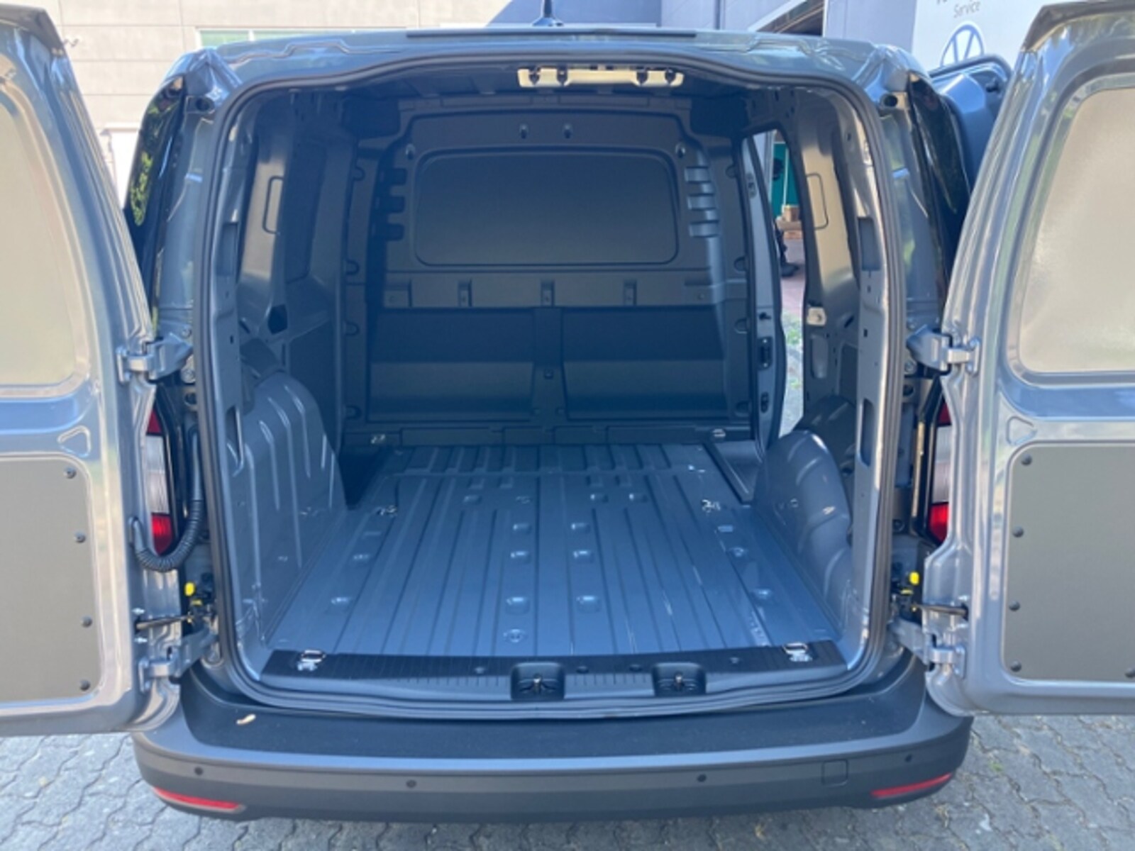Volkswagen Caddy Cargo – Bild 9