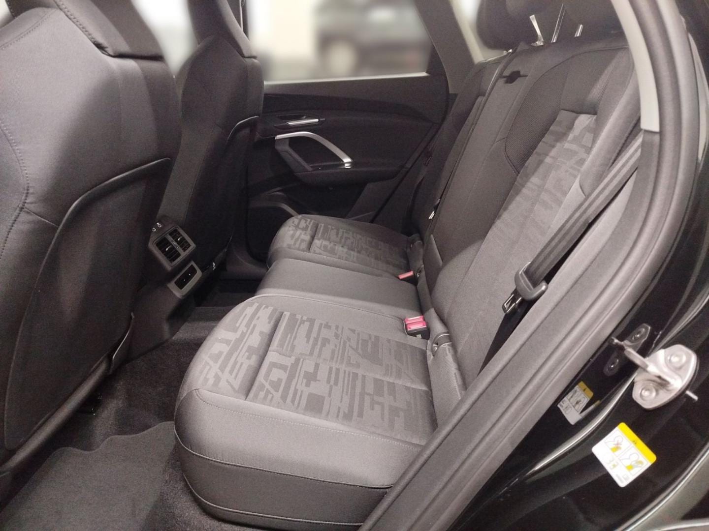 Bild über Audi Q5 SUV TDI quattro 150 kW S tronic - für weitere Informationen kontaktieren Sie den Audi Partner