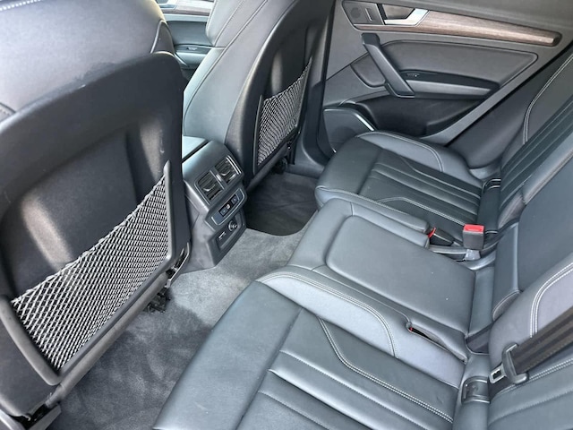 2022 Audi Q5 TFSI e
