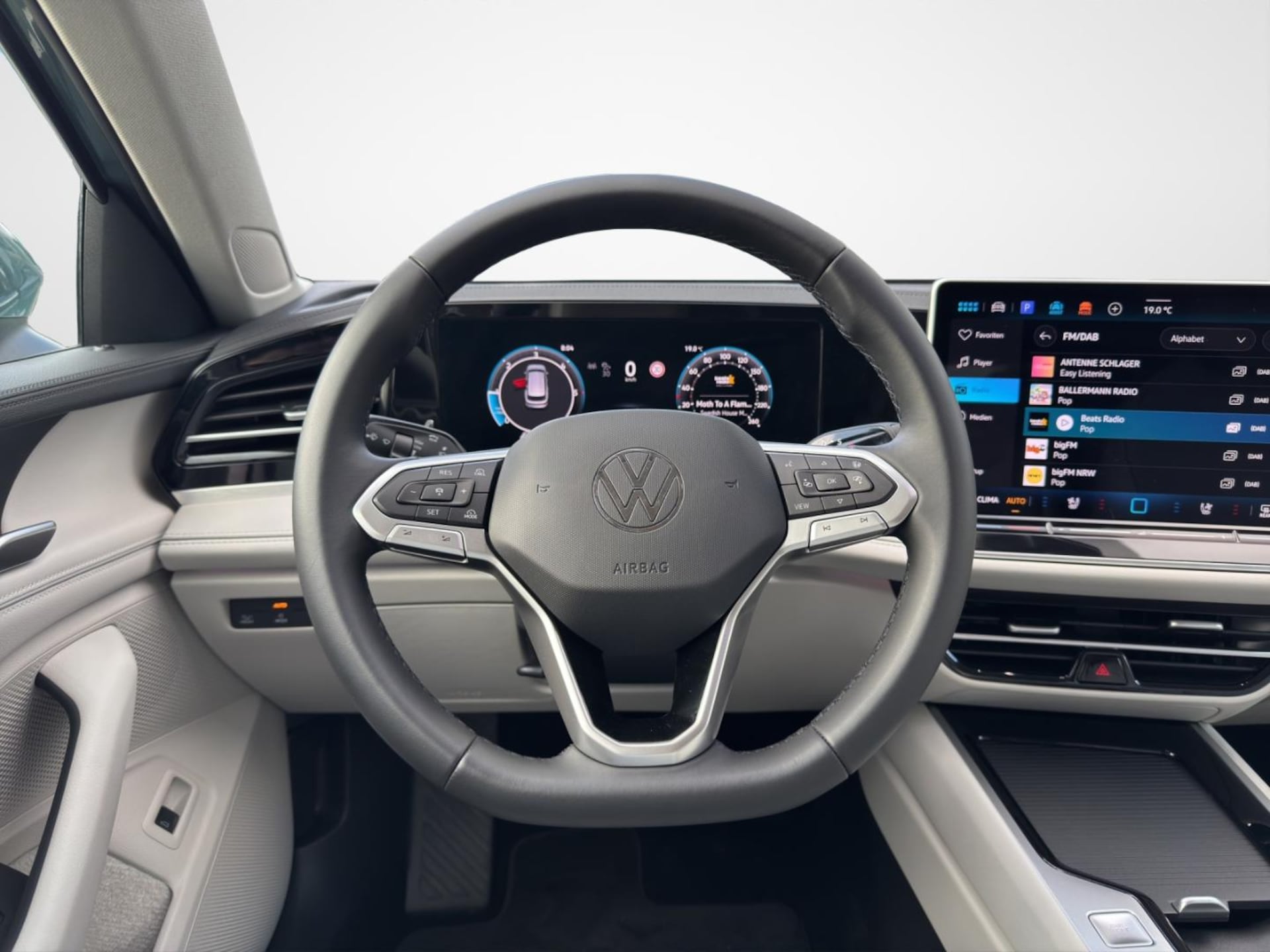 Volkswagen Passat Elegance