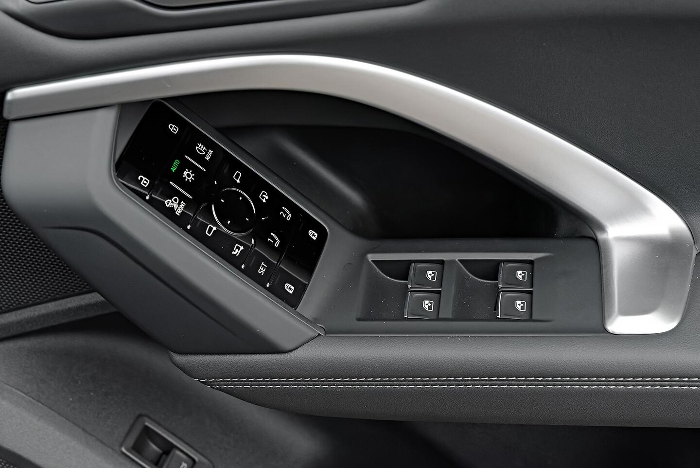 Image about Audi Q5 SUV TFSI quattro 200 kW sport