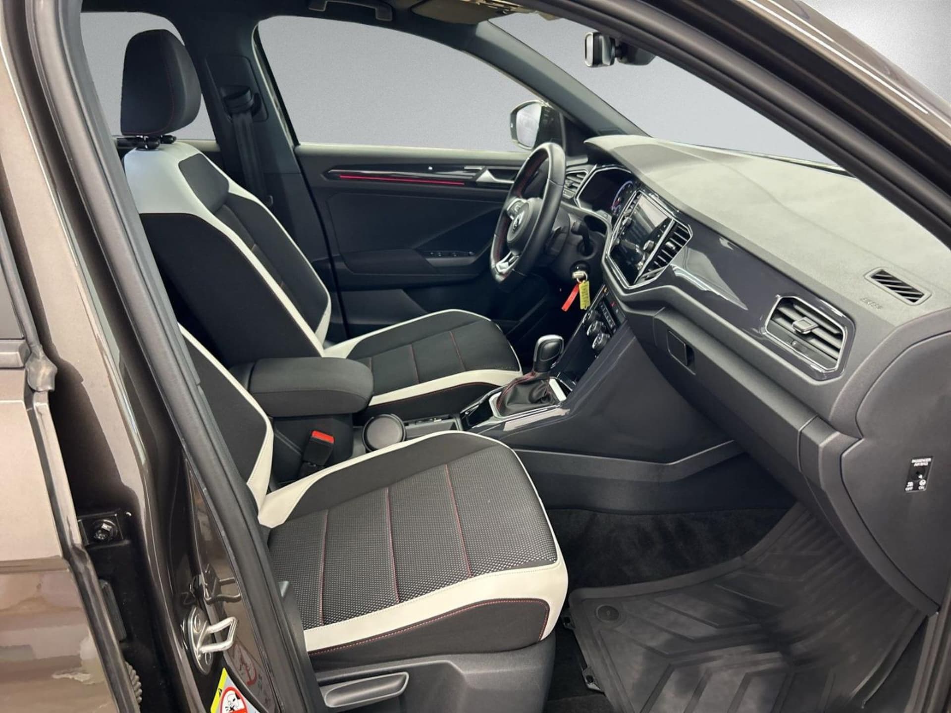 Volkswagen T-Roc Sport