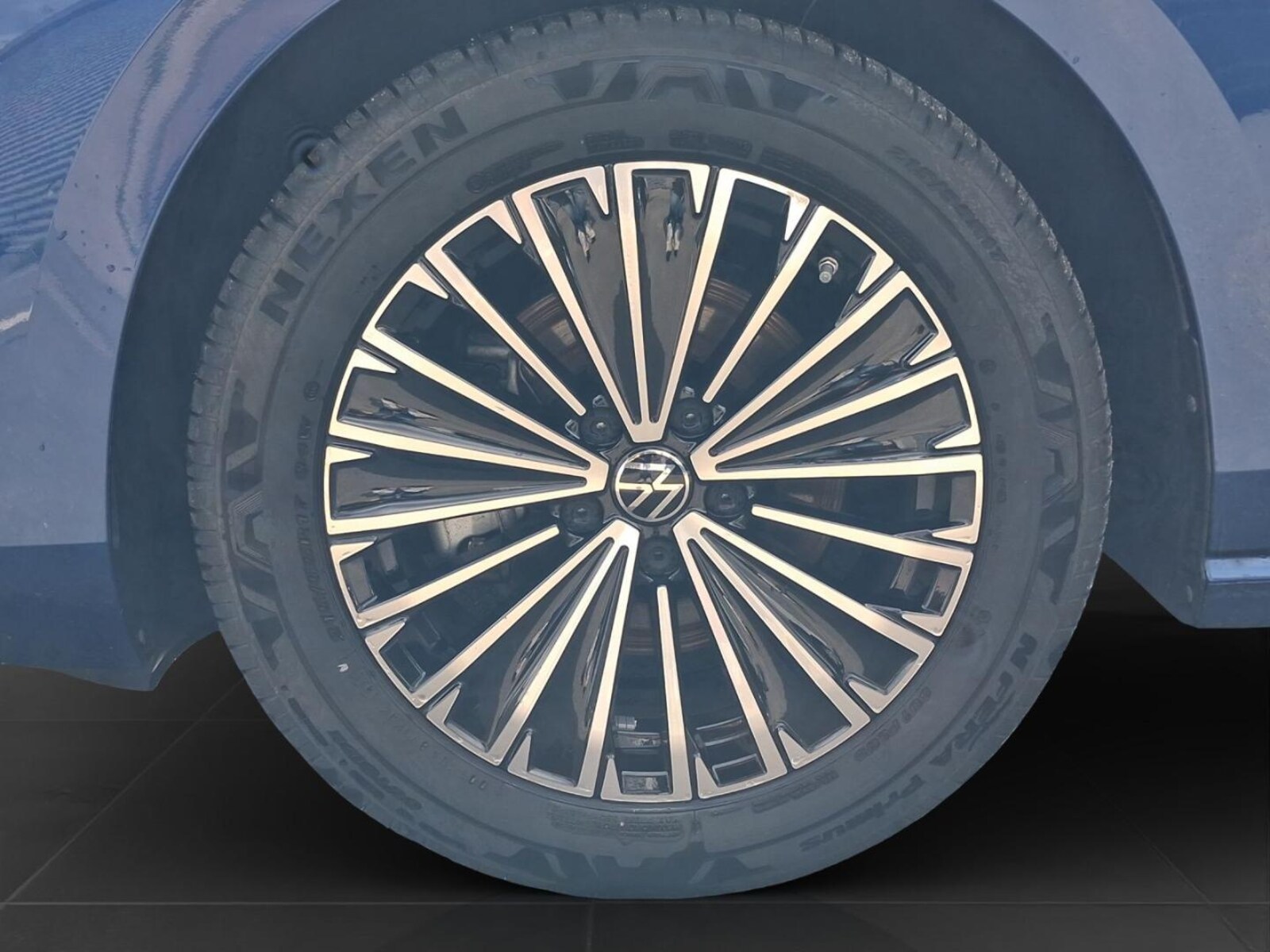 Volkswagen Passat – Bild 7